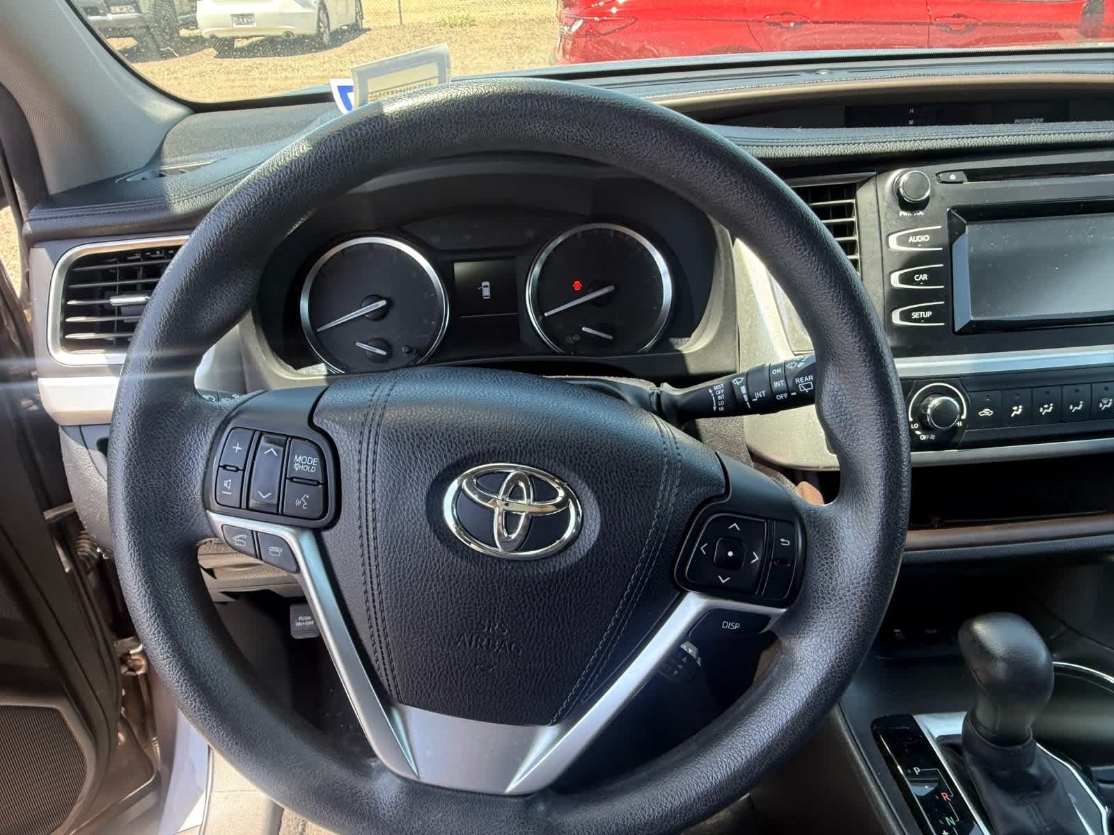 Thumbnail: 2015 Toyota Highlander - 13