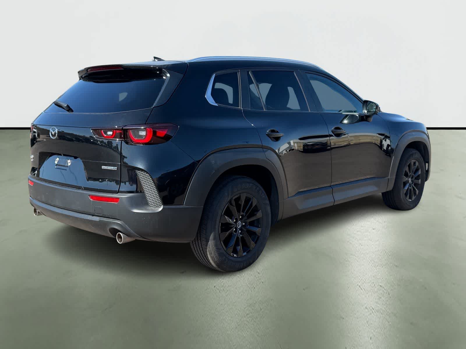 Thumbnail: 2025 Mazda CX-50 - 4