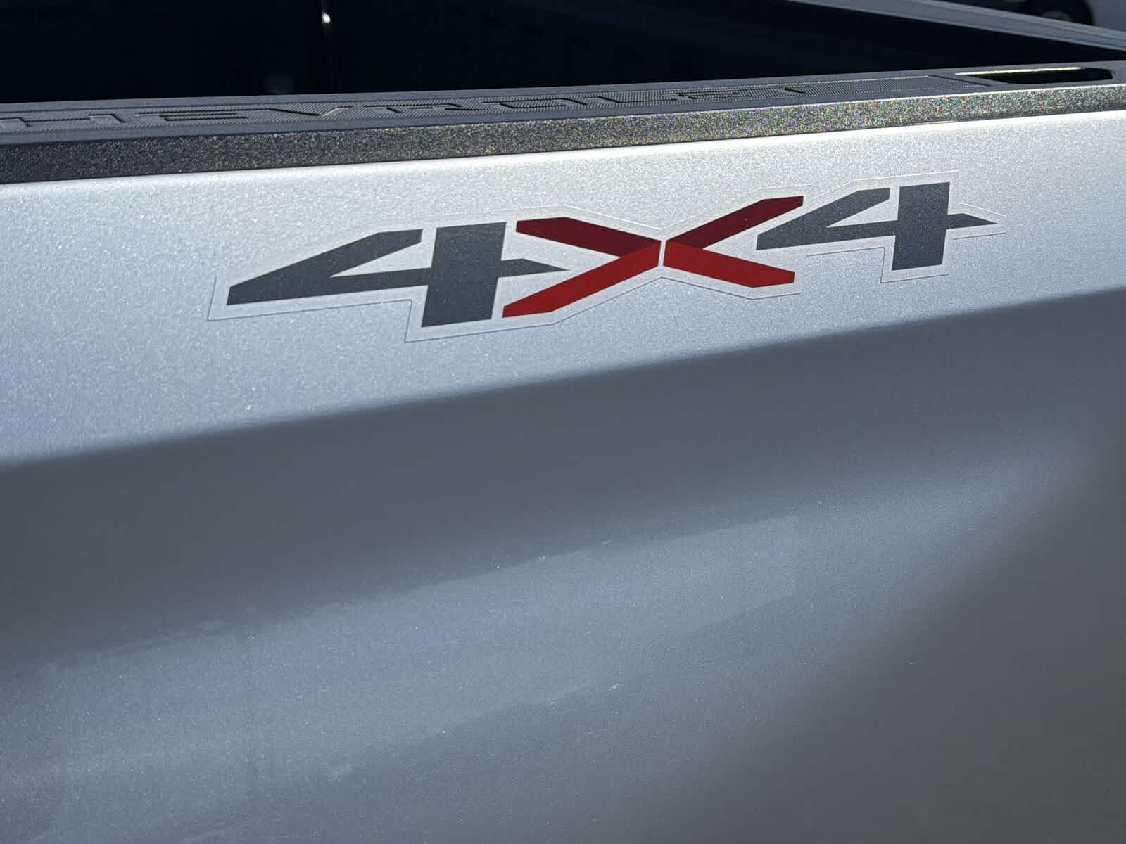 Thumbnail: 2022 Chevrolet Silverado 1500 - 33