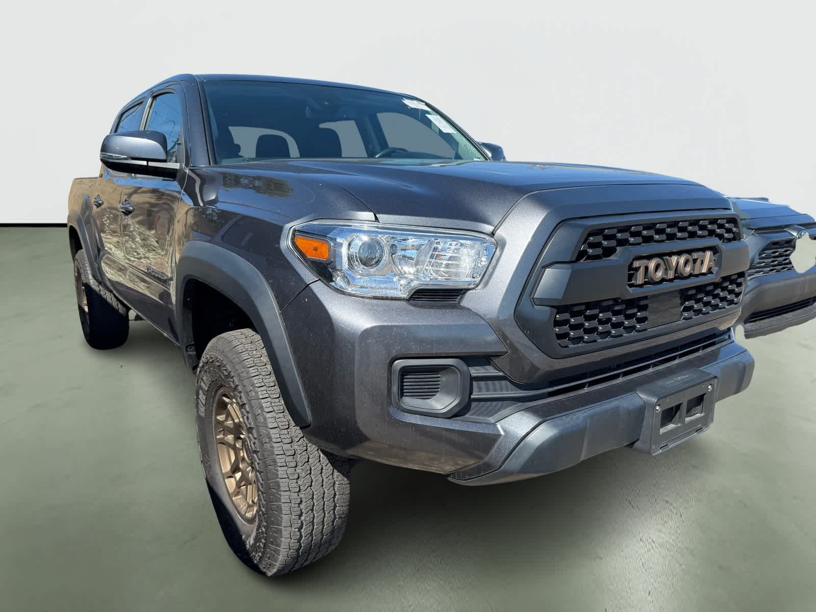 Thumbnail: 2023 Toyota Tacoma - 5