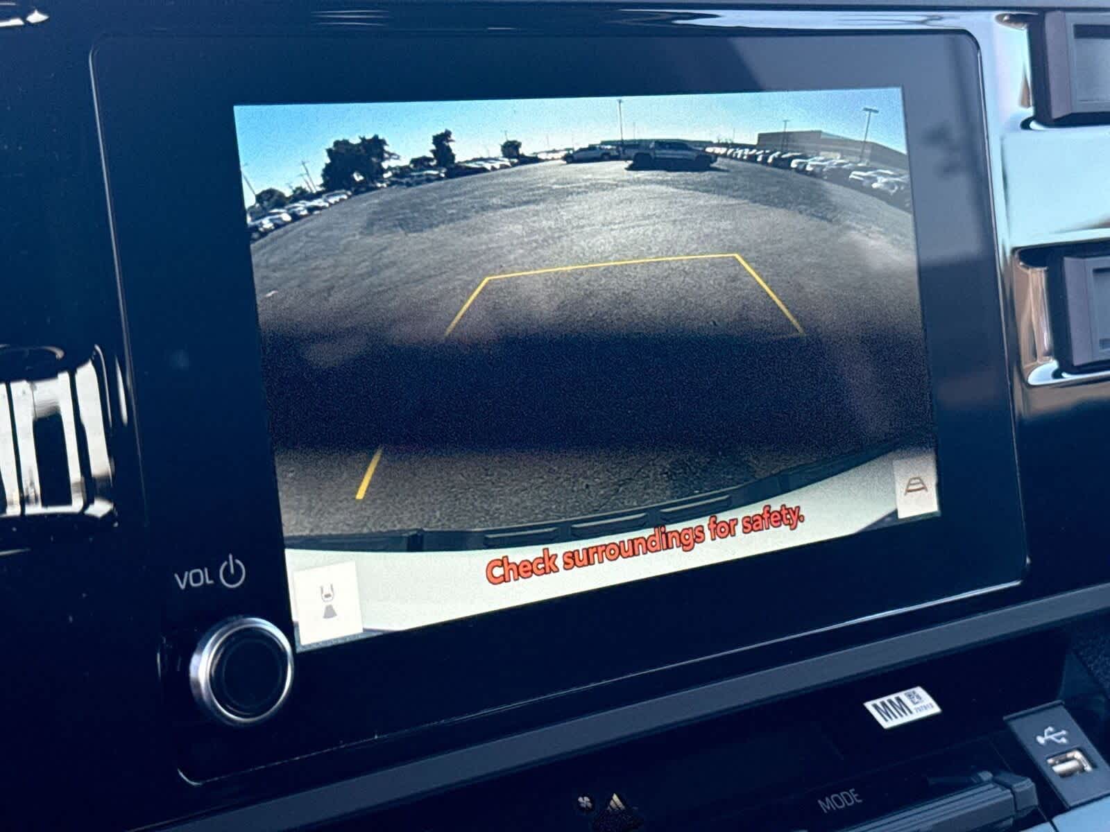 Thumbnail: 2025 Toyota Tundra - 21