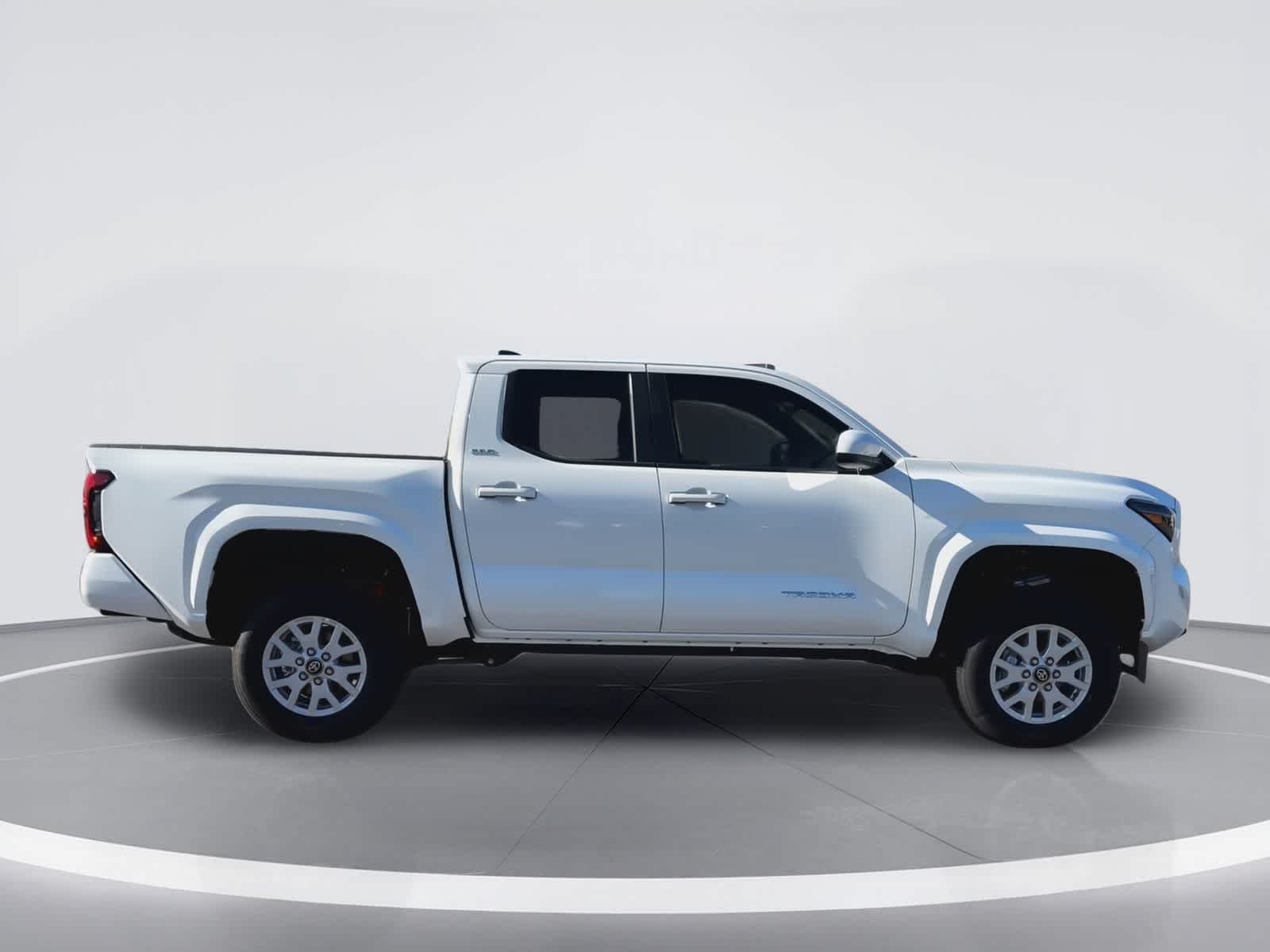 Thumbnail: 2025 Toyota Tacoma - 9