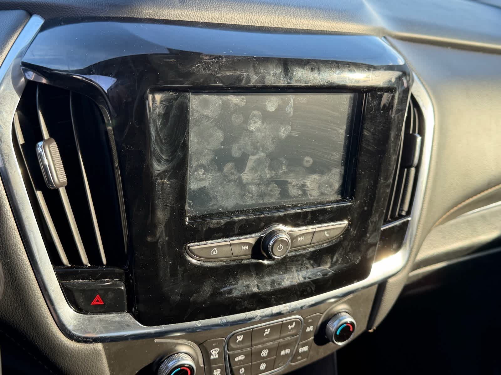 Thumbnail: 2019 Chevrolet Traverse - 9