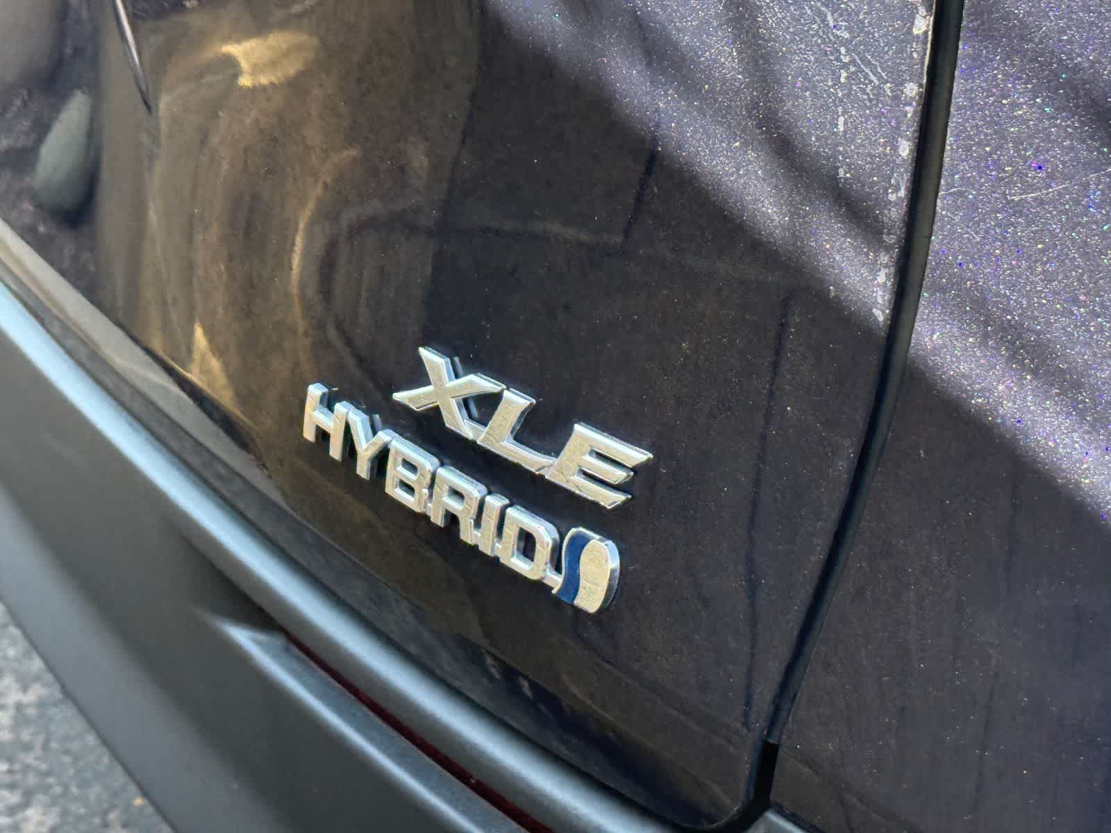 Thumbnail: 2024 Toyota Sienna - 9