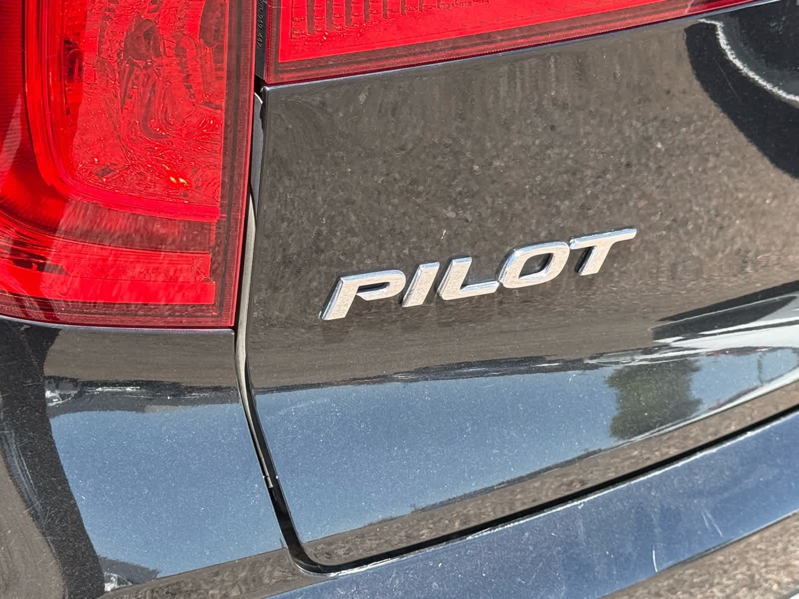 Thumbnail: 2016 Honda Pilot - 12