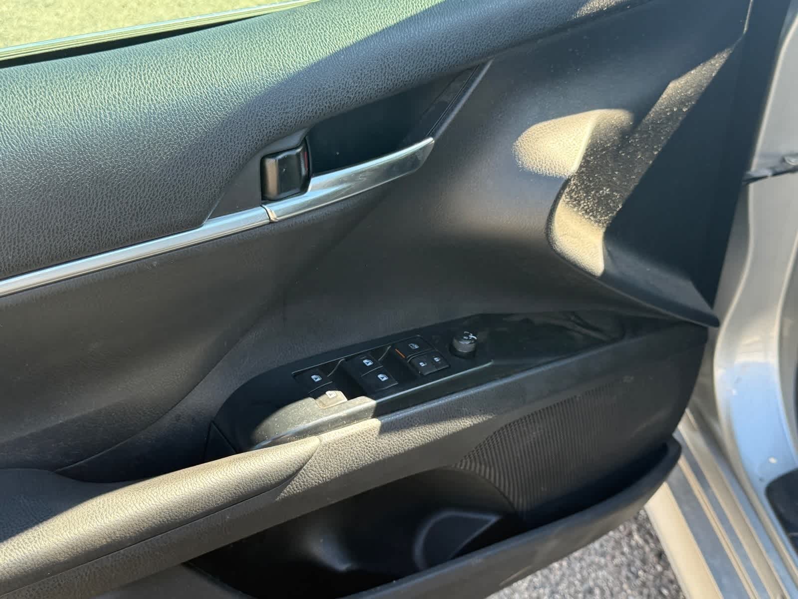 Thumbnail: 2020 Toyota Camry - 13
