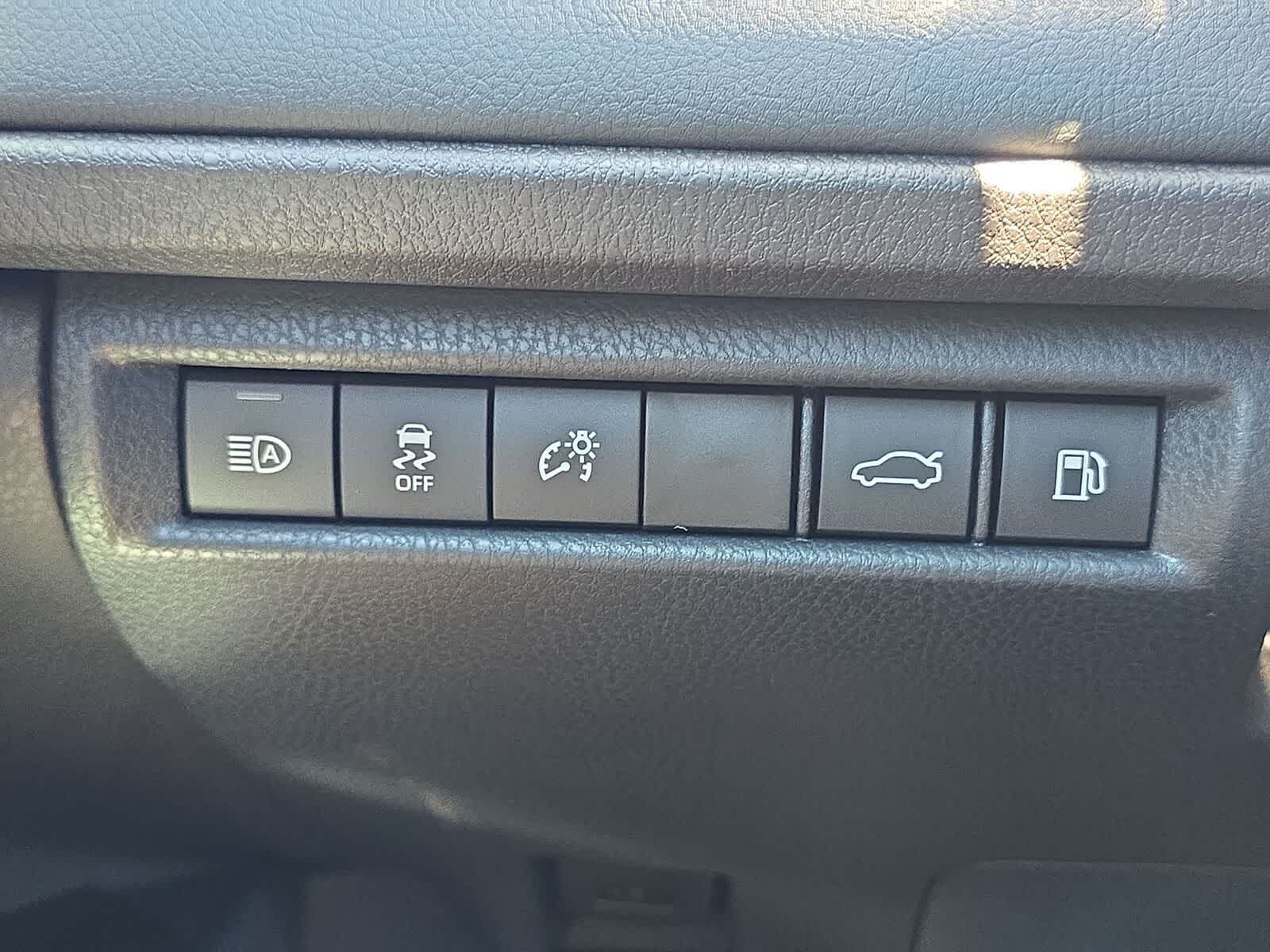 Thumbnail: 2026 Toyota Camry - 32