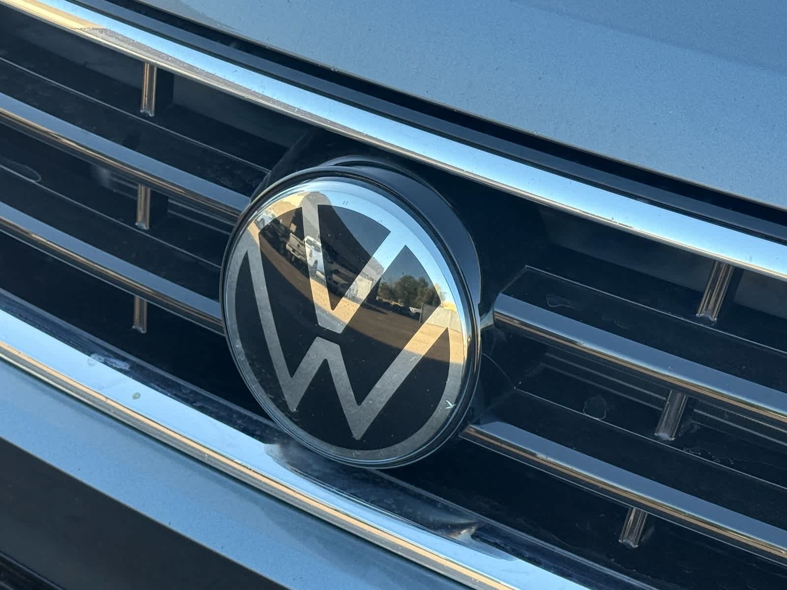 Thumbnail: 2022 Volkswagen Tiguan - 7
