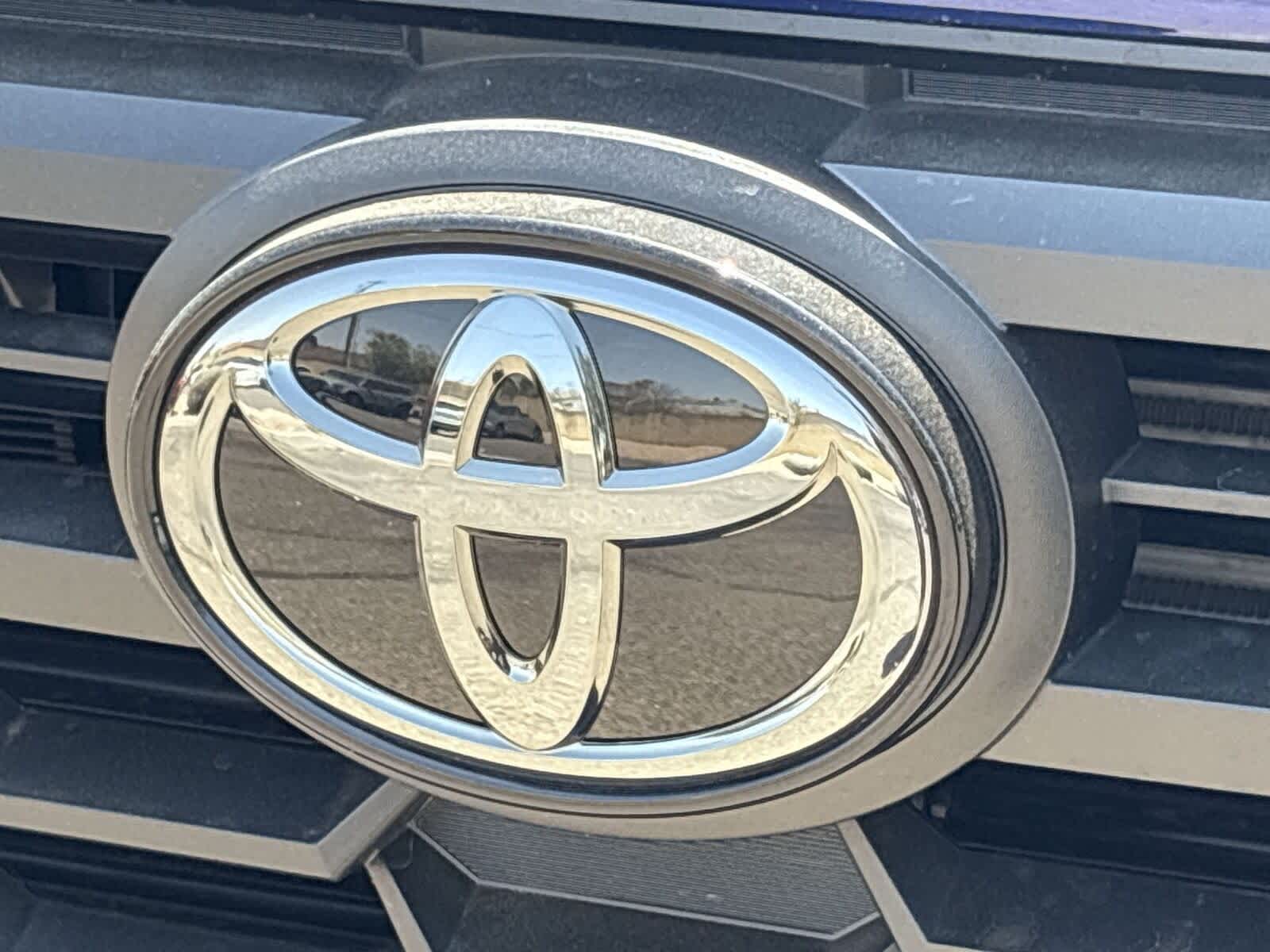 Thumbnail: 2025 Toyota Tacoma - 33