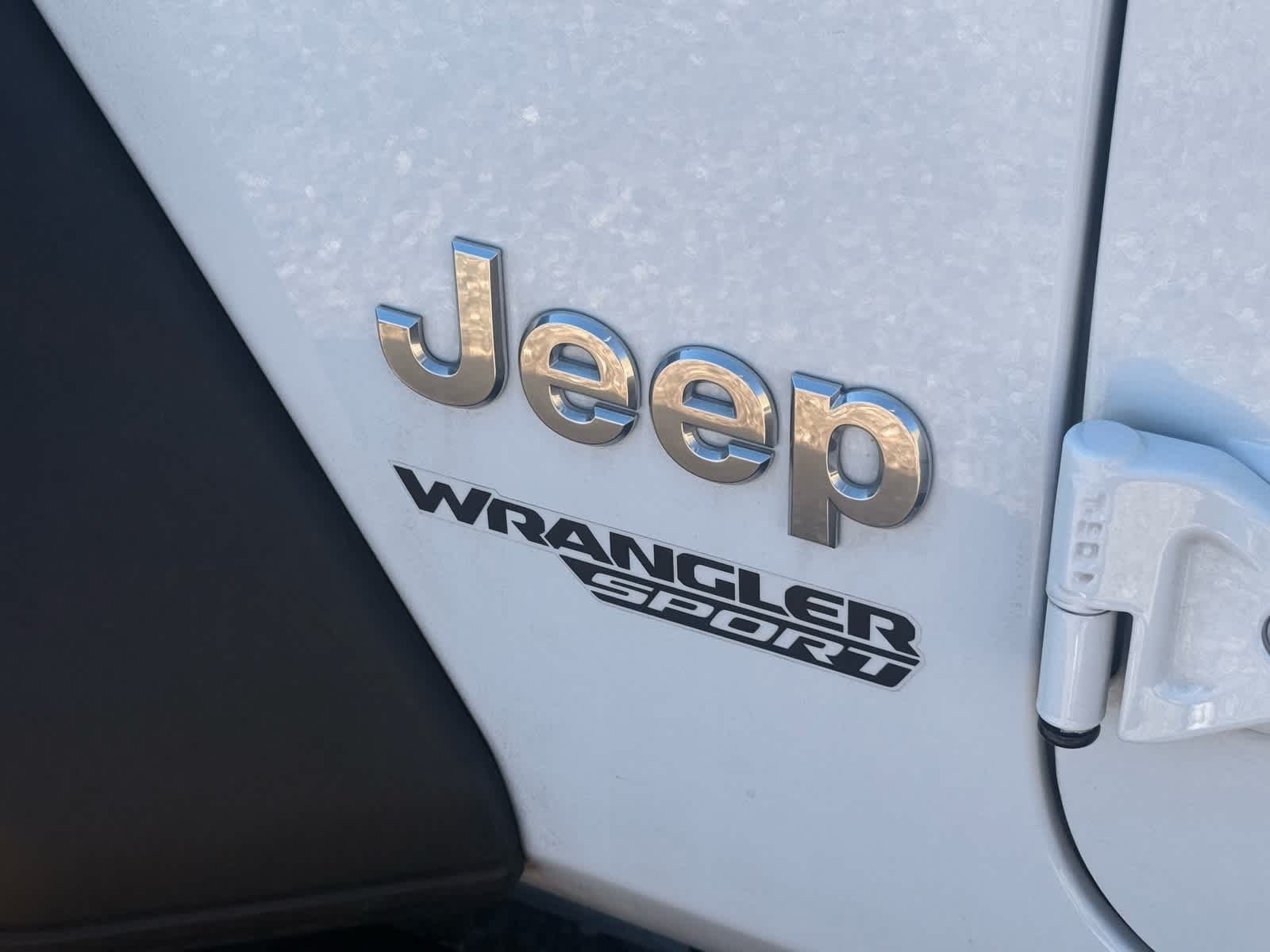 Thumbnail: 2021 Jeep Wrangler - 10
