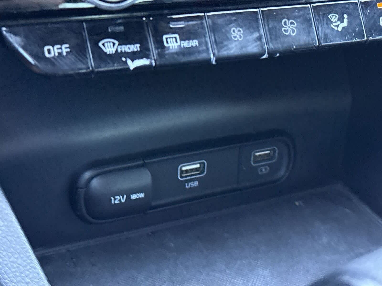 Thumbnail: 2022 Kia K5 - 24