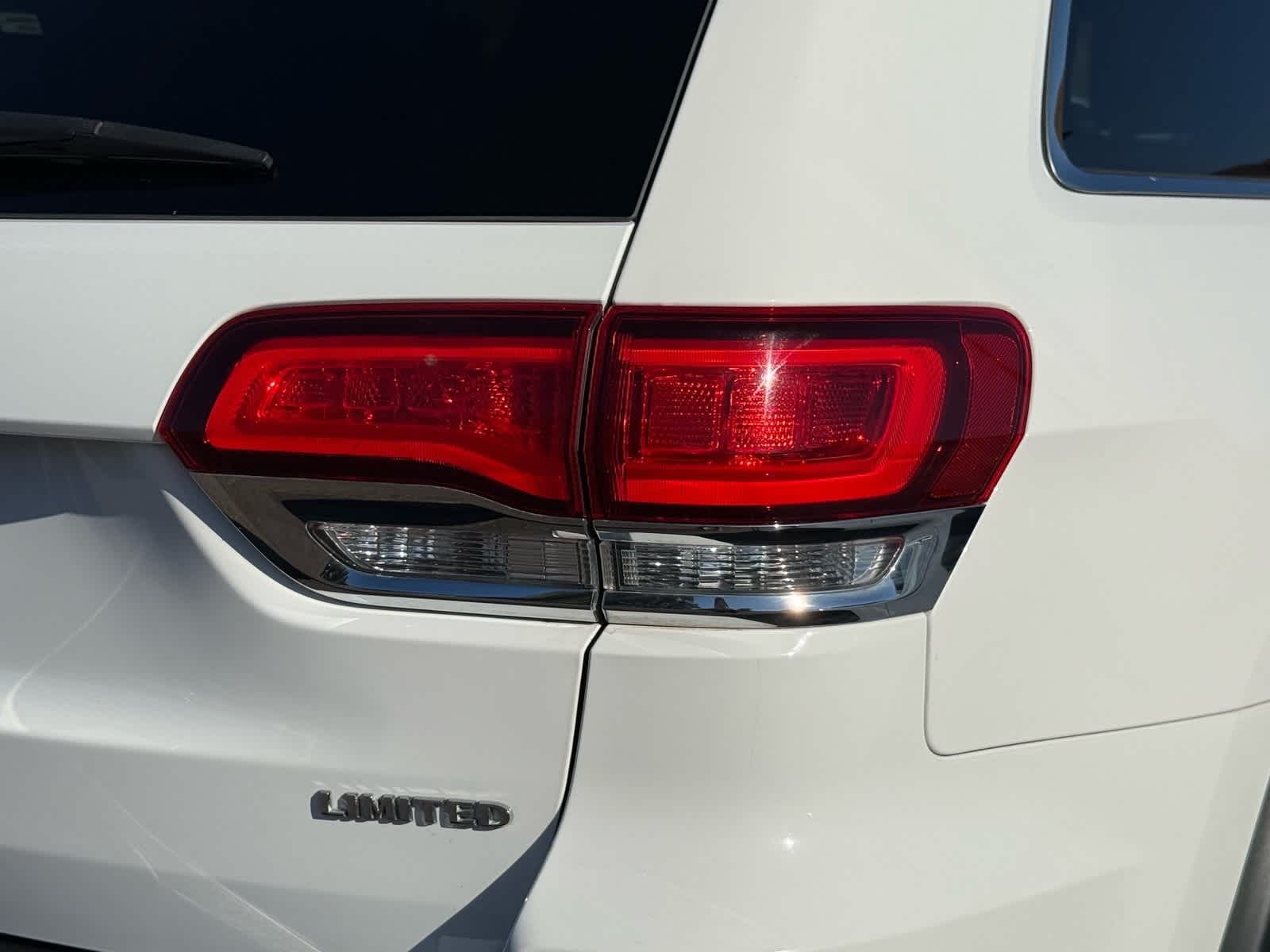 Thumbnail: 2022 Jeep Grand Cherokee - 21