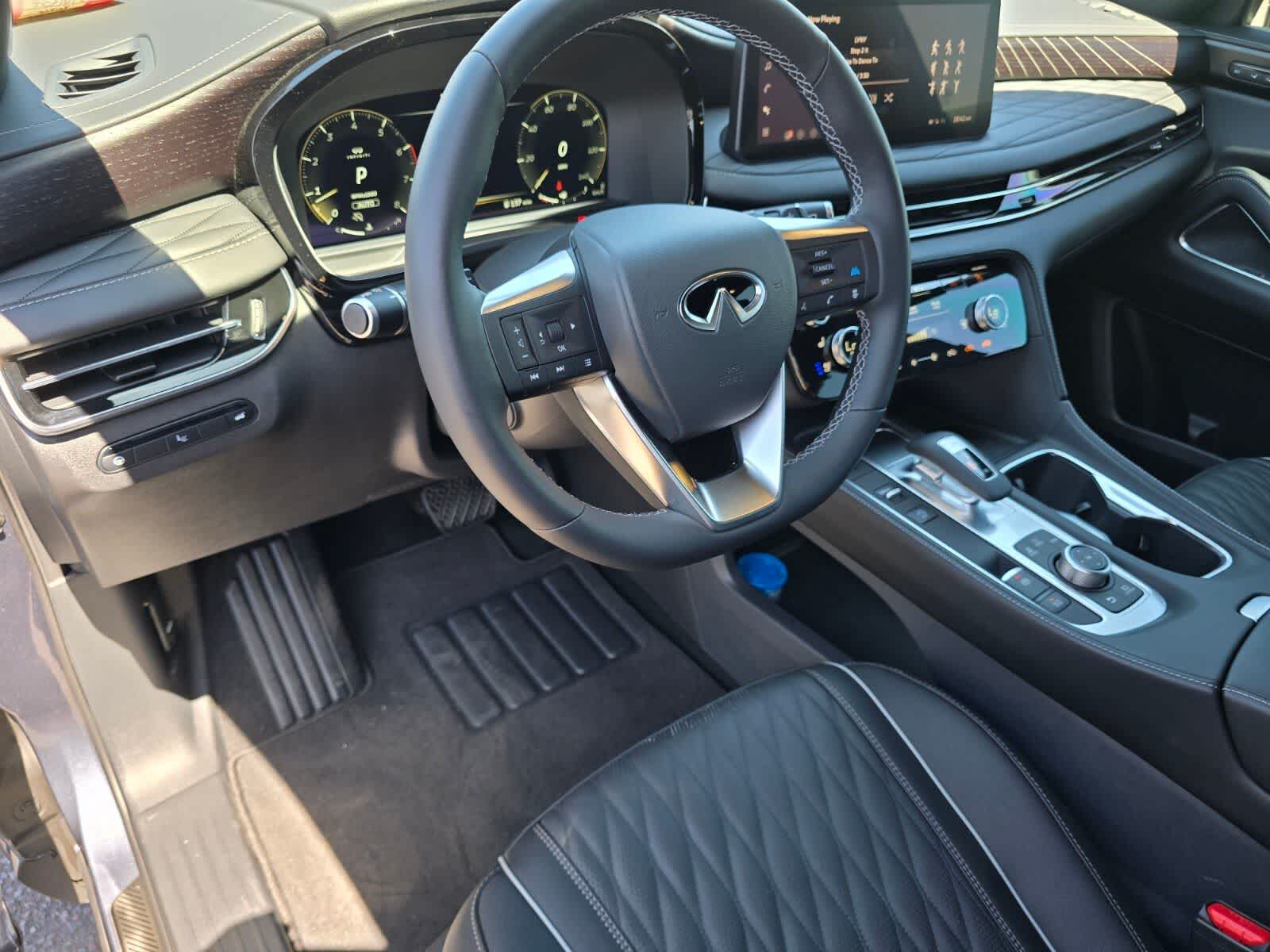 Thumbnail: 2026 INFINITI QX60 - 12