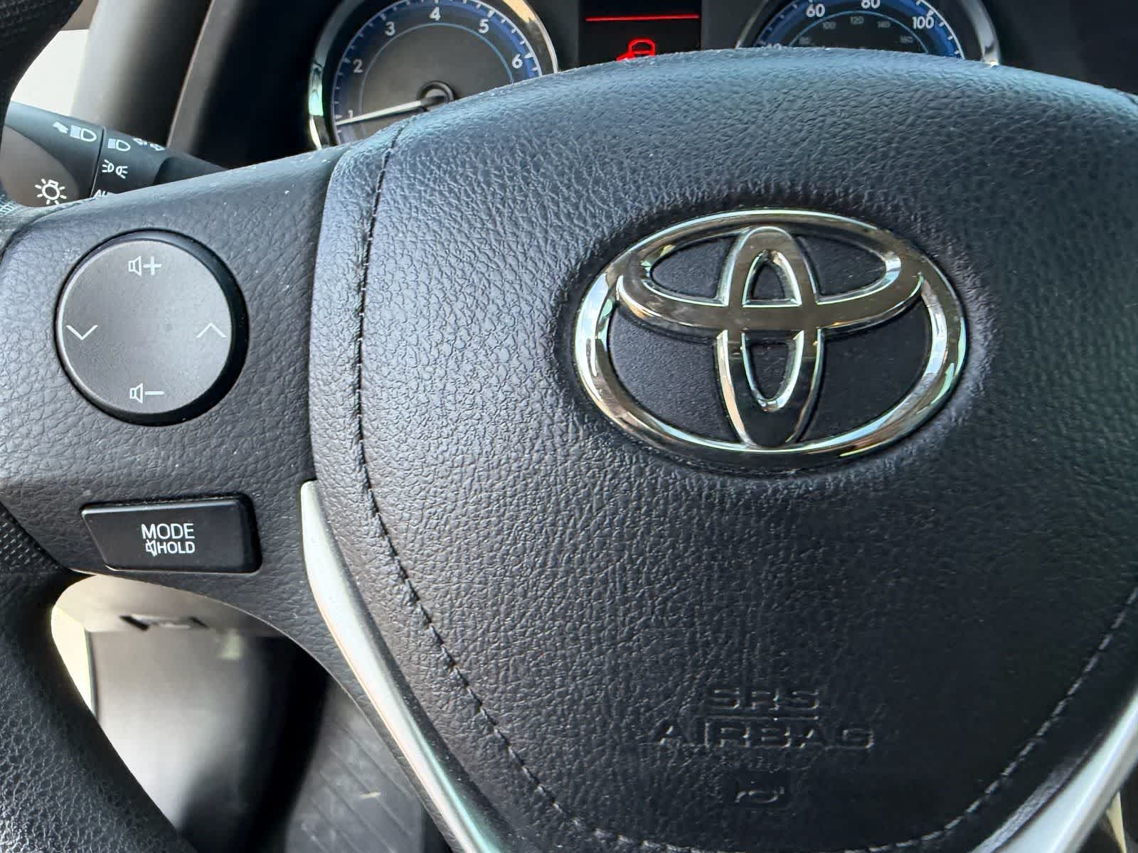 Thumbnail: 2019 Toyota Corolla - 16