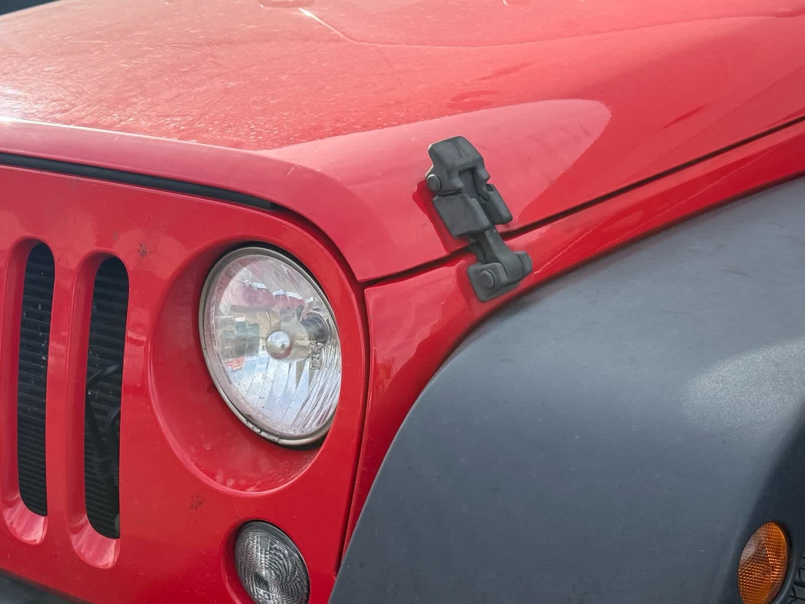 Thumbnail: 2015 Jeep Wrangler - 8