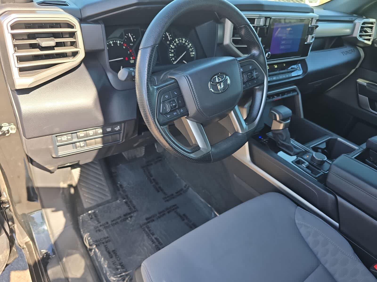 Thumbnail: 2025 Toyota Tundra - 15