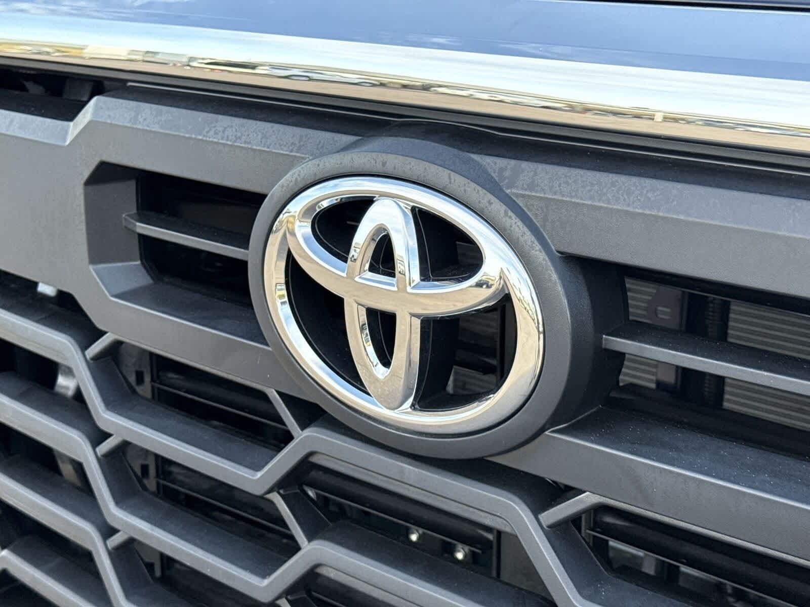 Thumbnail: 2024 Toyota Tundra - 32