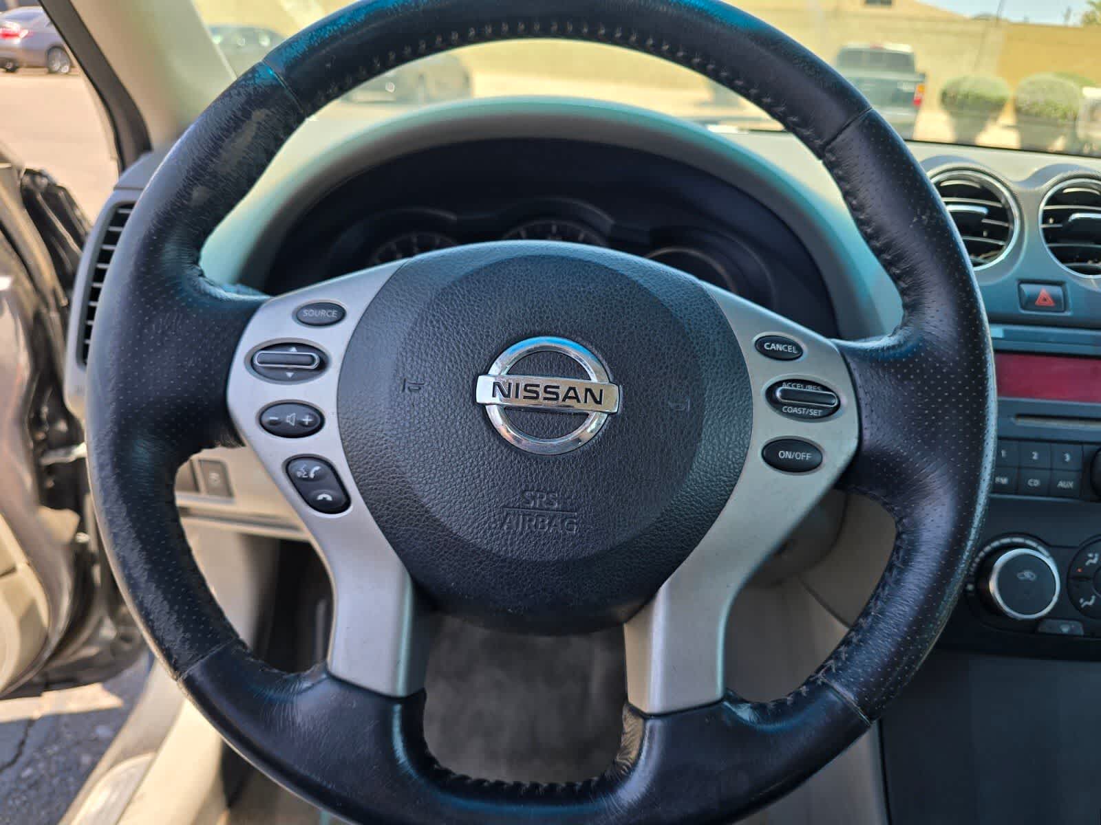Thumbnail: 2012 Nissan Altima - 16
