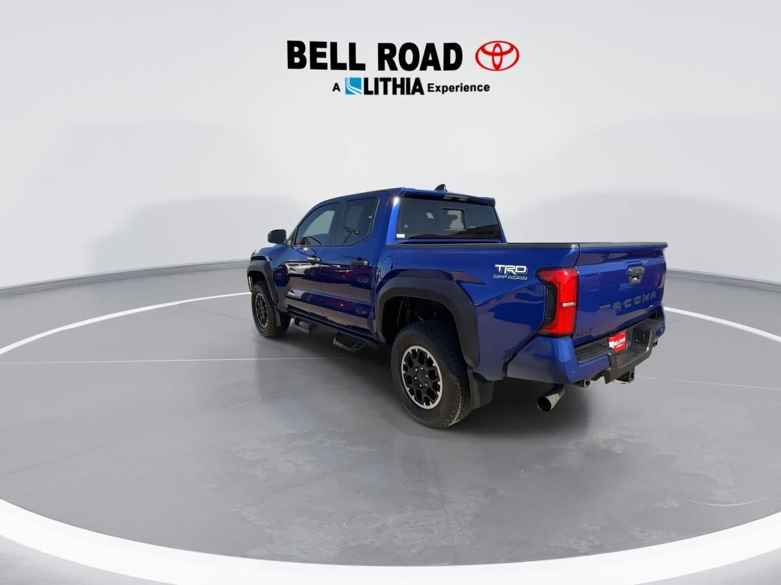 2024 Toyota Tacoma TRD Off-Road 6