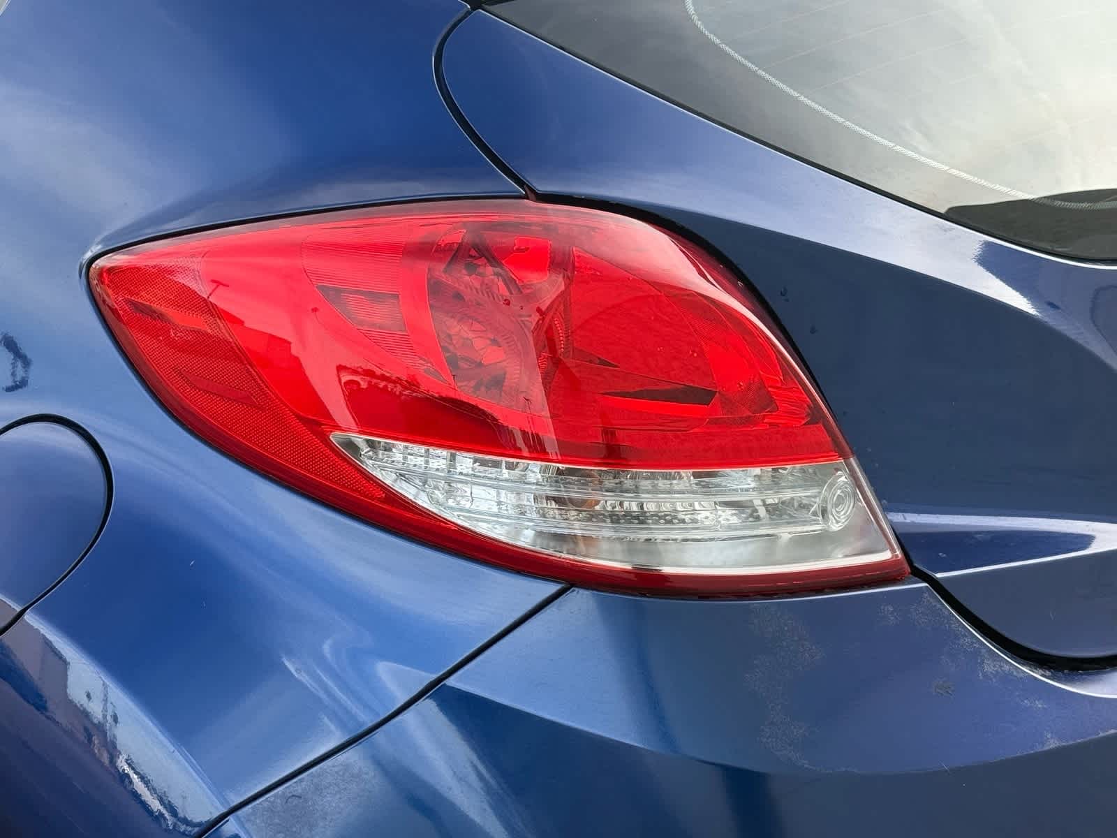 Thumbnail: 2017 Hyundai Veloster - 15