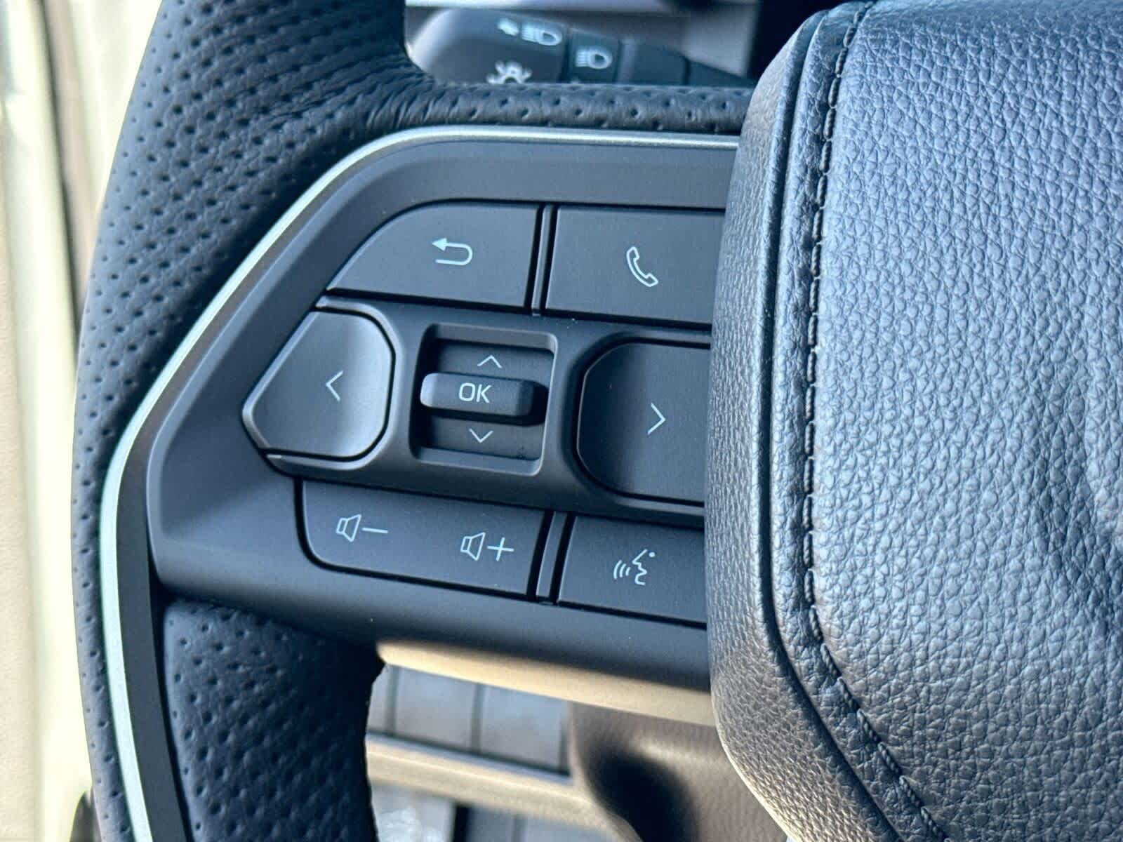 Thumbnail: 2025 Toyota Tacoma - 27