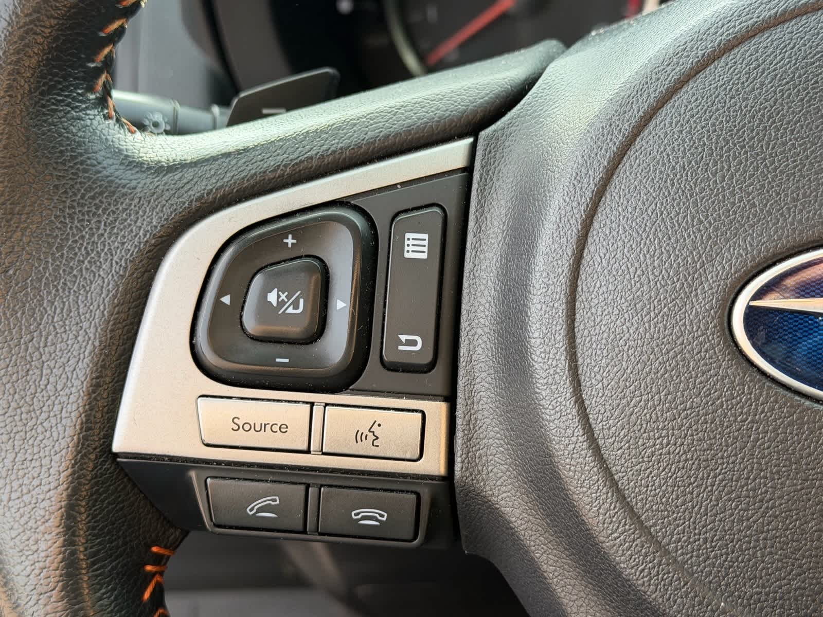 Thumbnail: 2017 Subaru Crosstrek - 11