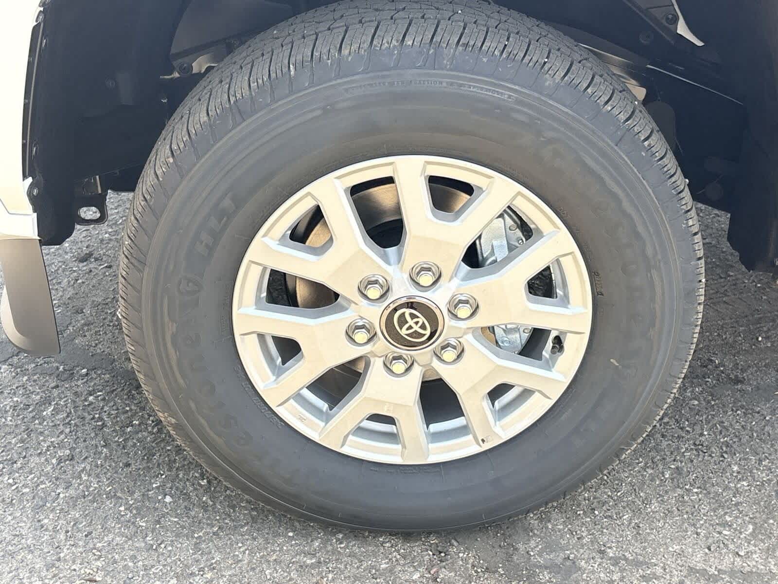 Thumbnail: 2025 Toyota Tacoma - 10