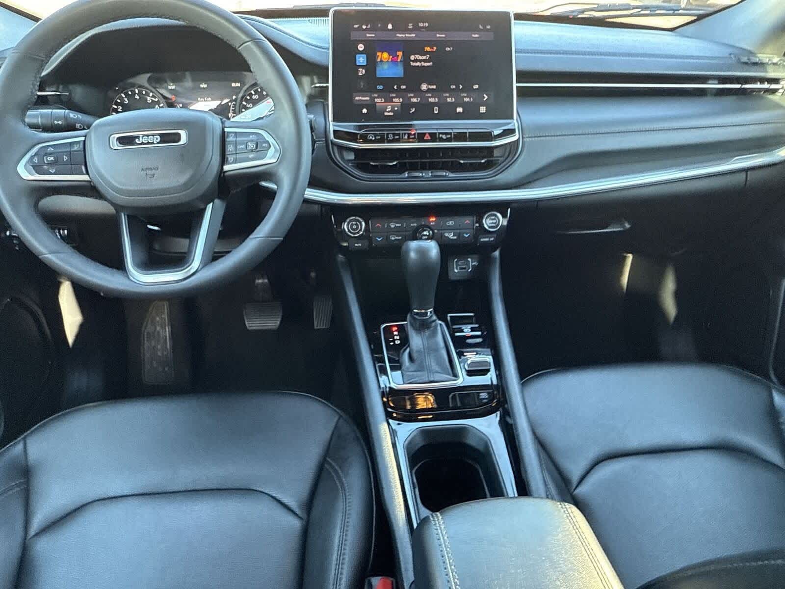 Thumbnail: 2023 Jeep Compass - 15