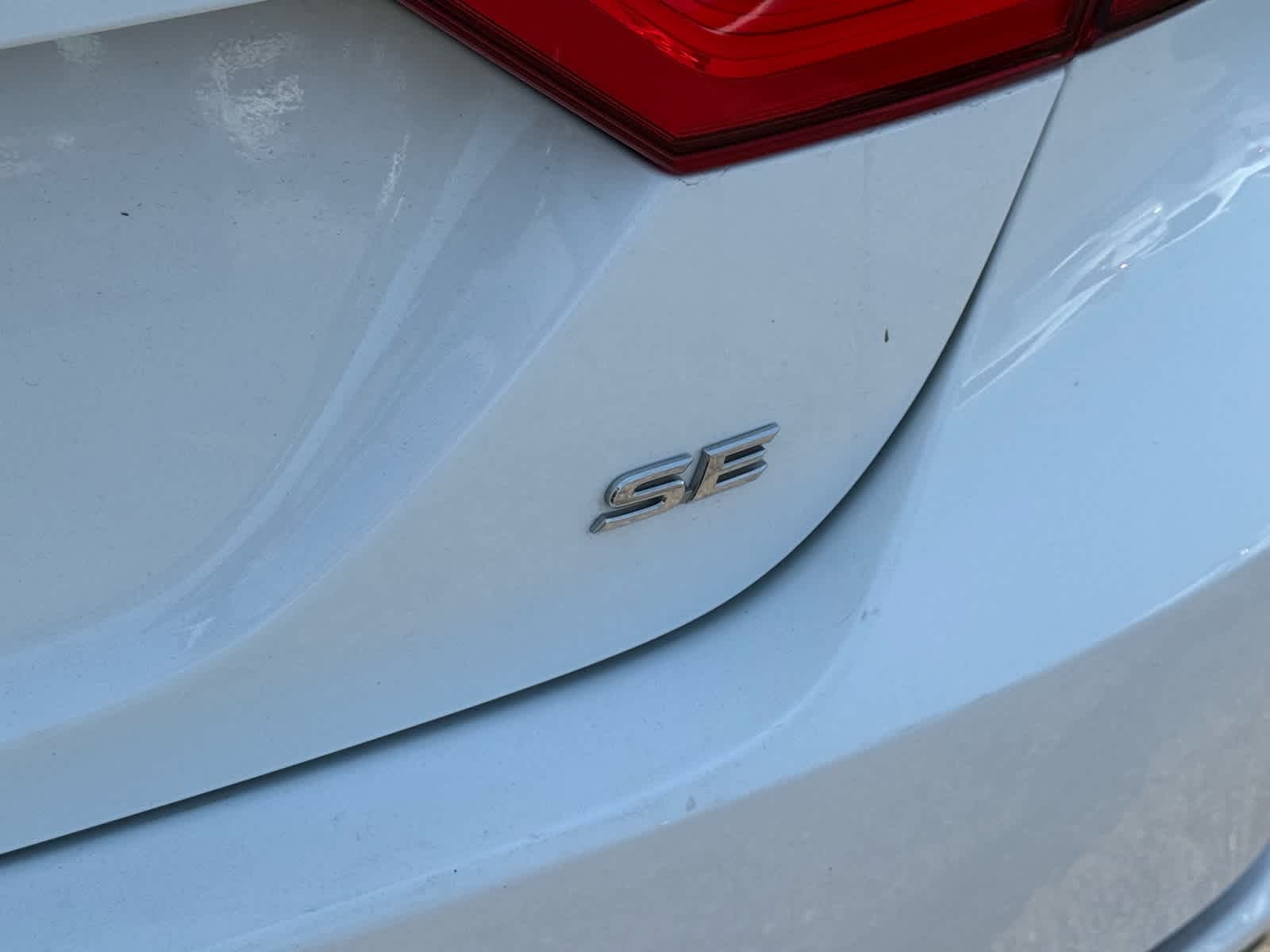 2022 Toyota Camry SE 15
