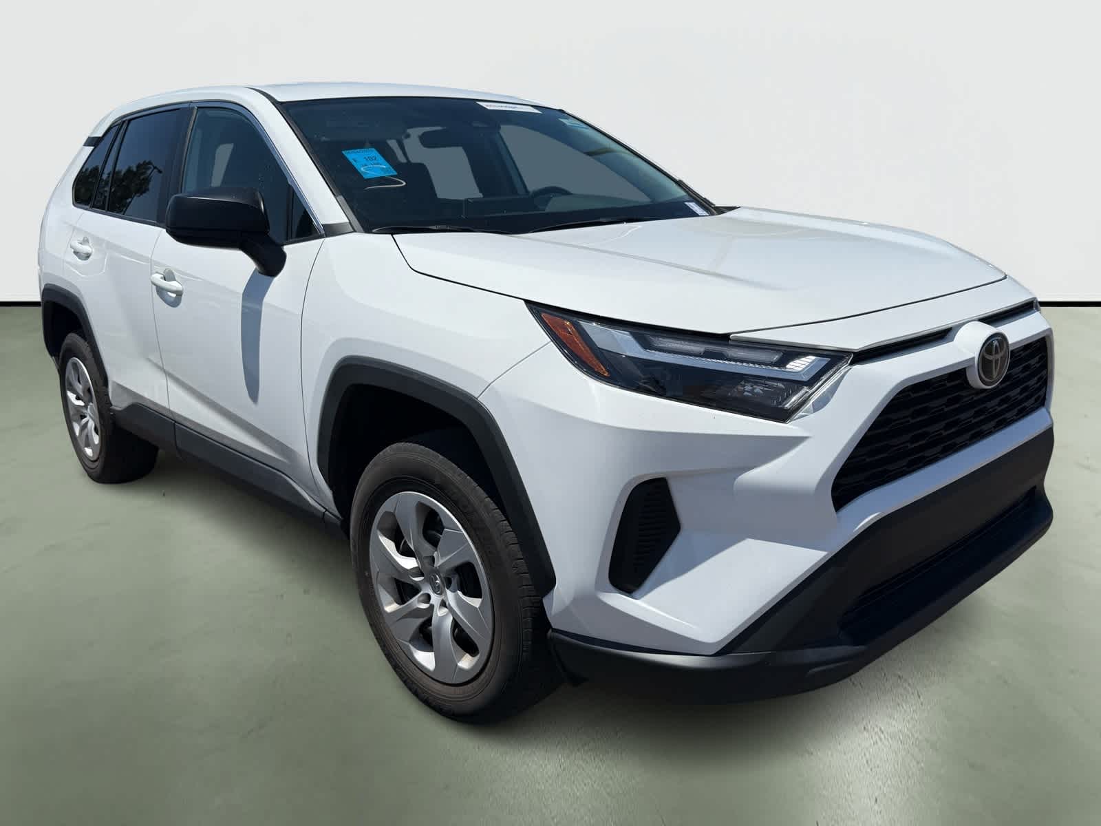2024 Toyota RAV4 LE 5