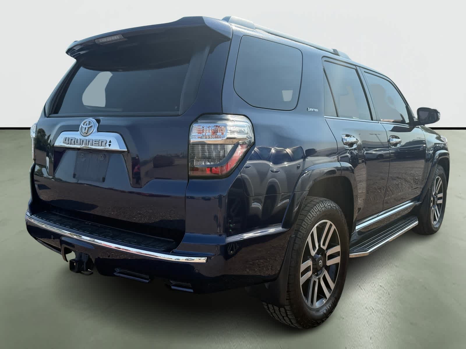 Thumbnail: 2020 Toyota 4Runner - 4