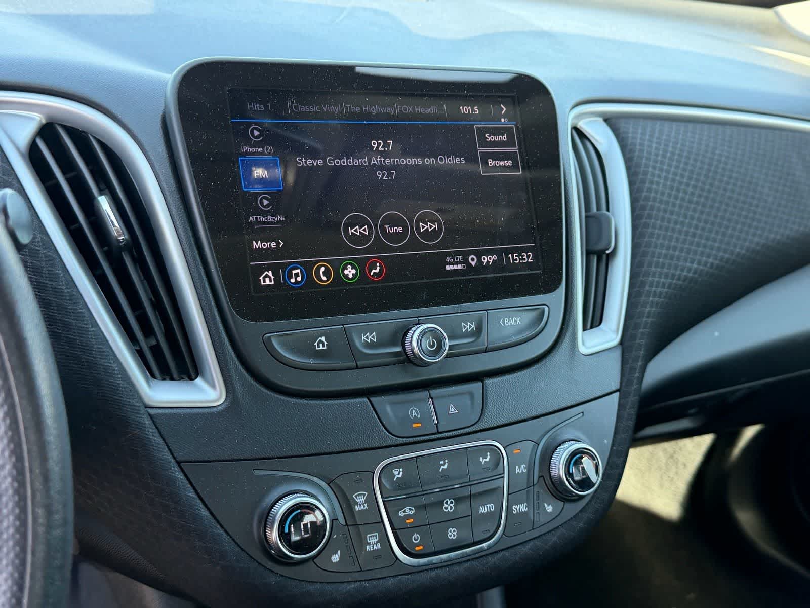 Thumbnail: 2024 Chevrolet Malibu - 9