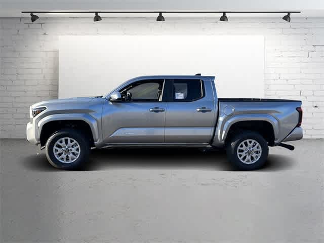 2024 Toyota Tacoma SR5 3