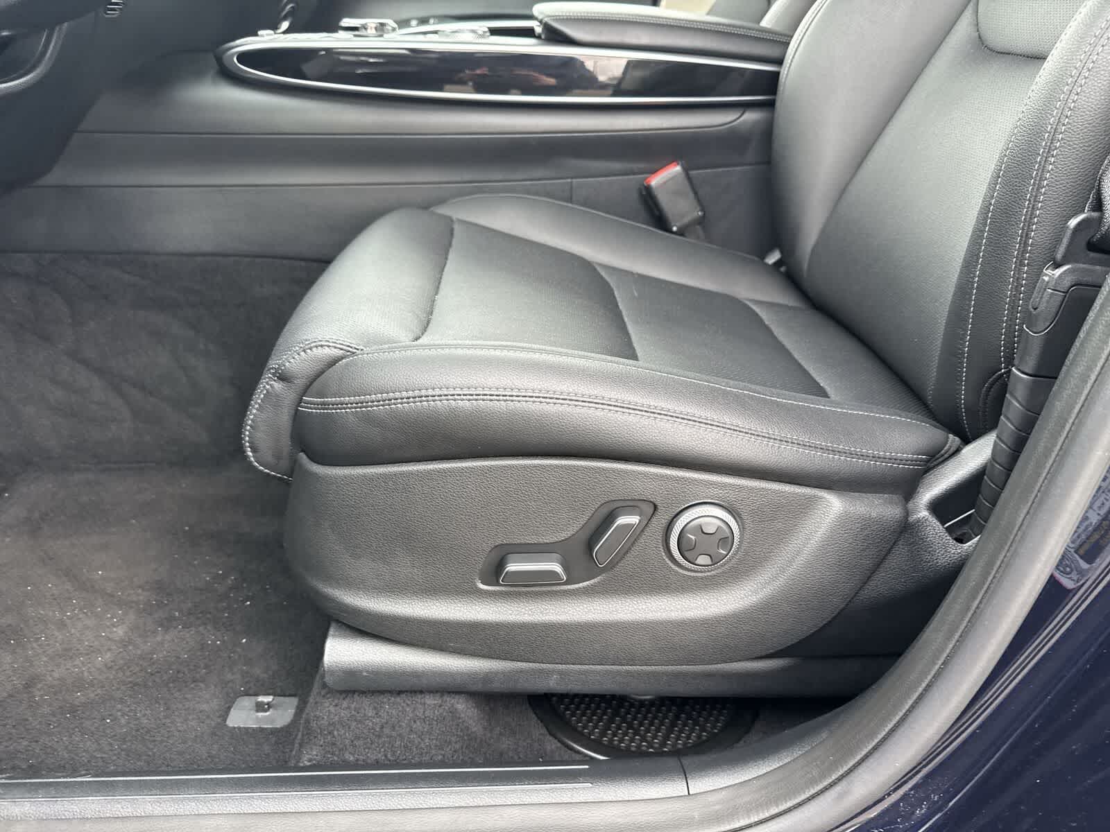 Thumbnail: 2025 Genesis GV70 - 18