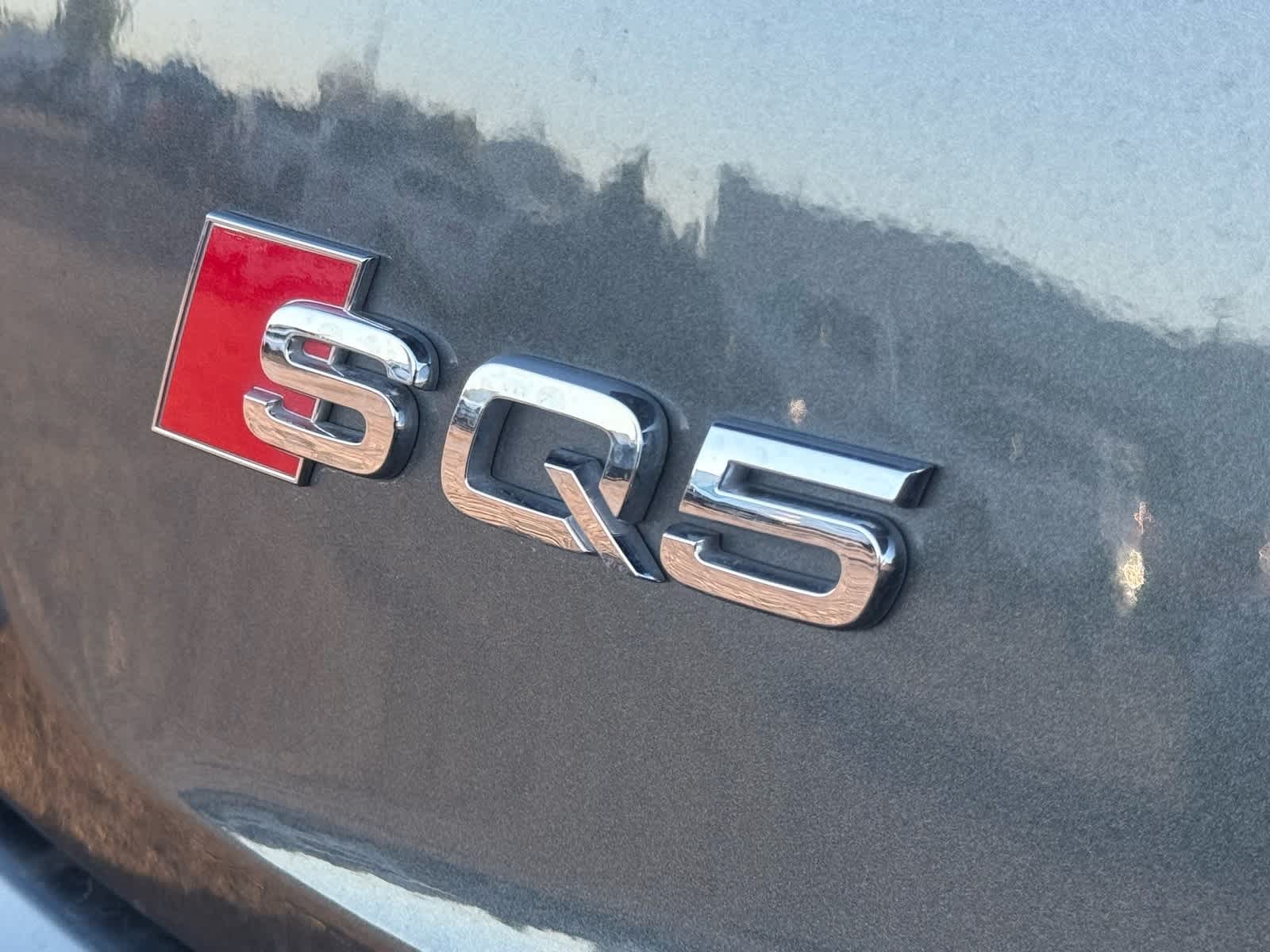 Thumbnail: 2022 Audi SQ5 - 14