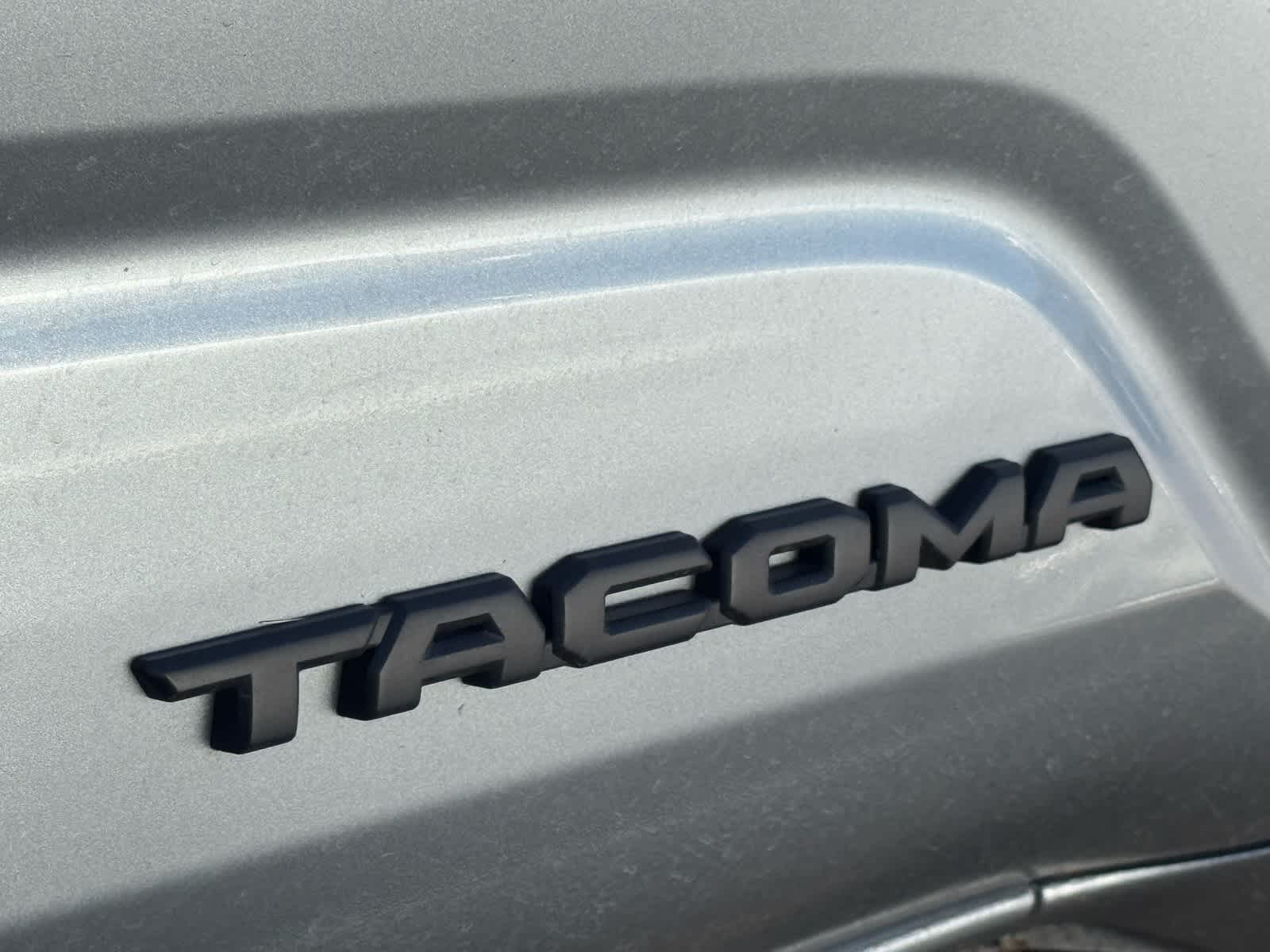 Thumbnail: 2024 Toyota Tacoma - 17