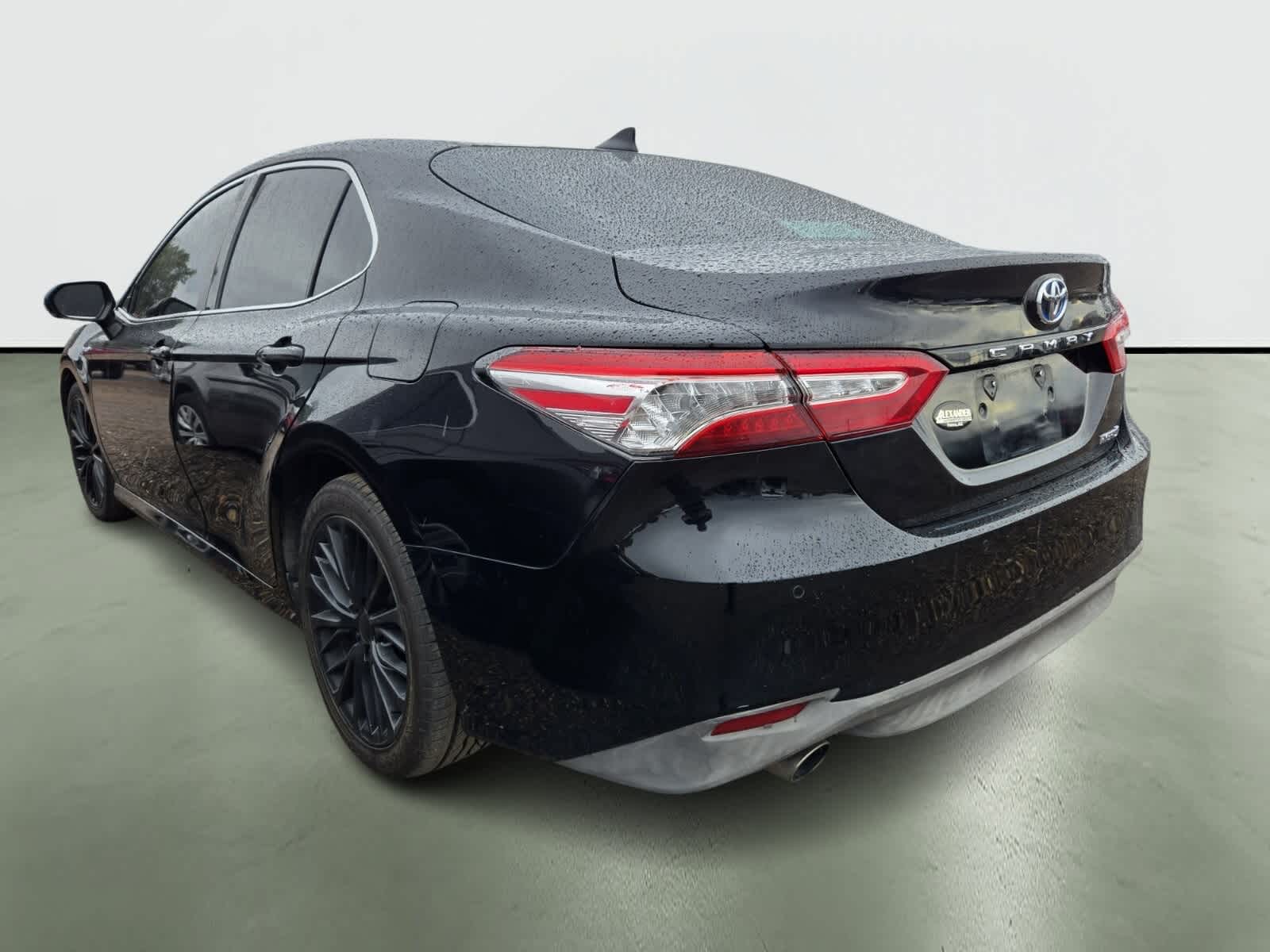 Thumbnail: 2020 Toyota Camry - 3