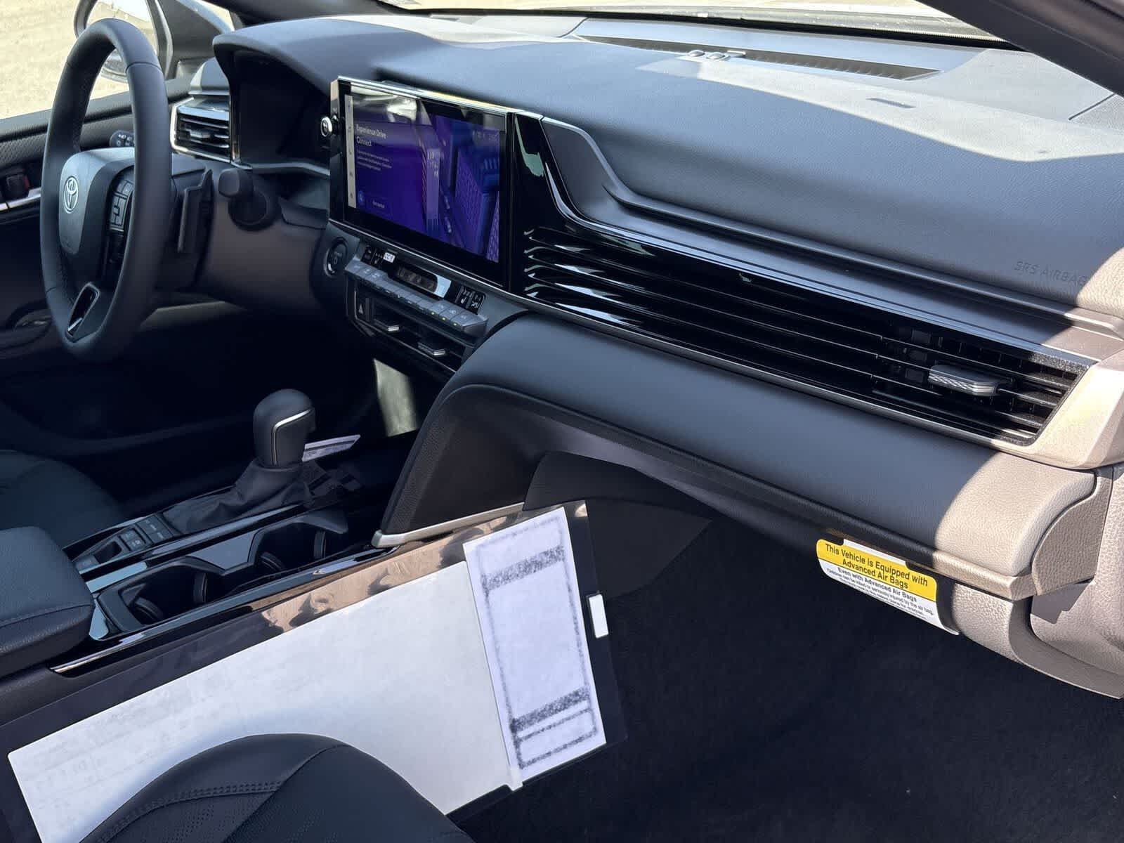 Thumbnail: 2025 Toyota Camry - 11