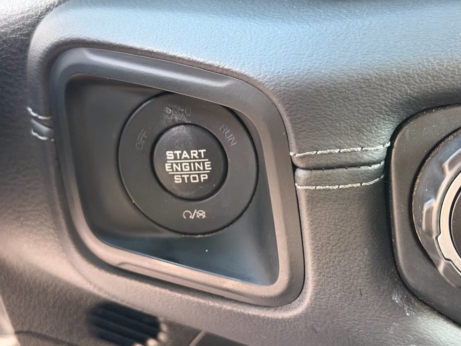 Thumbnail: 2025 Jeep Wrangler - 14