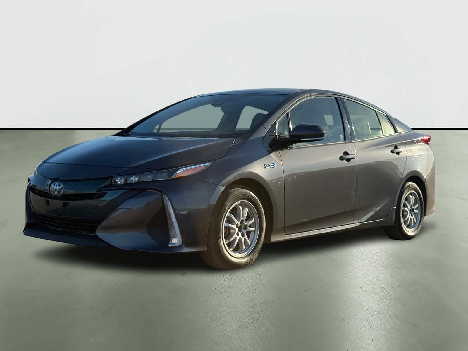 Thumbnail: 2020 Toyota Prius Prime - 2