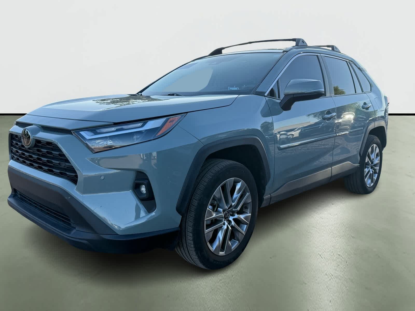 Thumbnail: 2022 Toyota RAV4 - 2