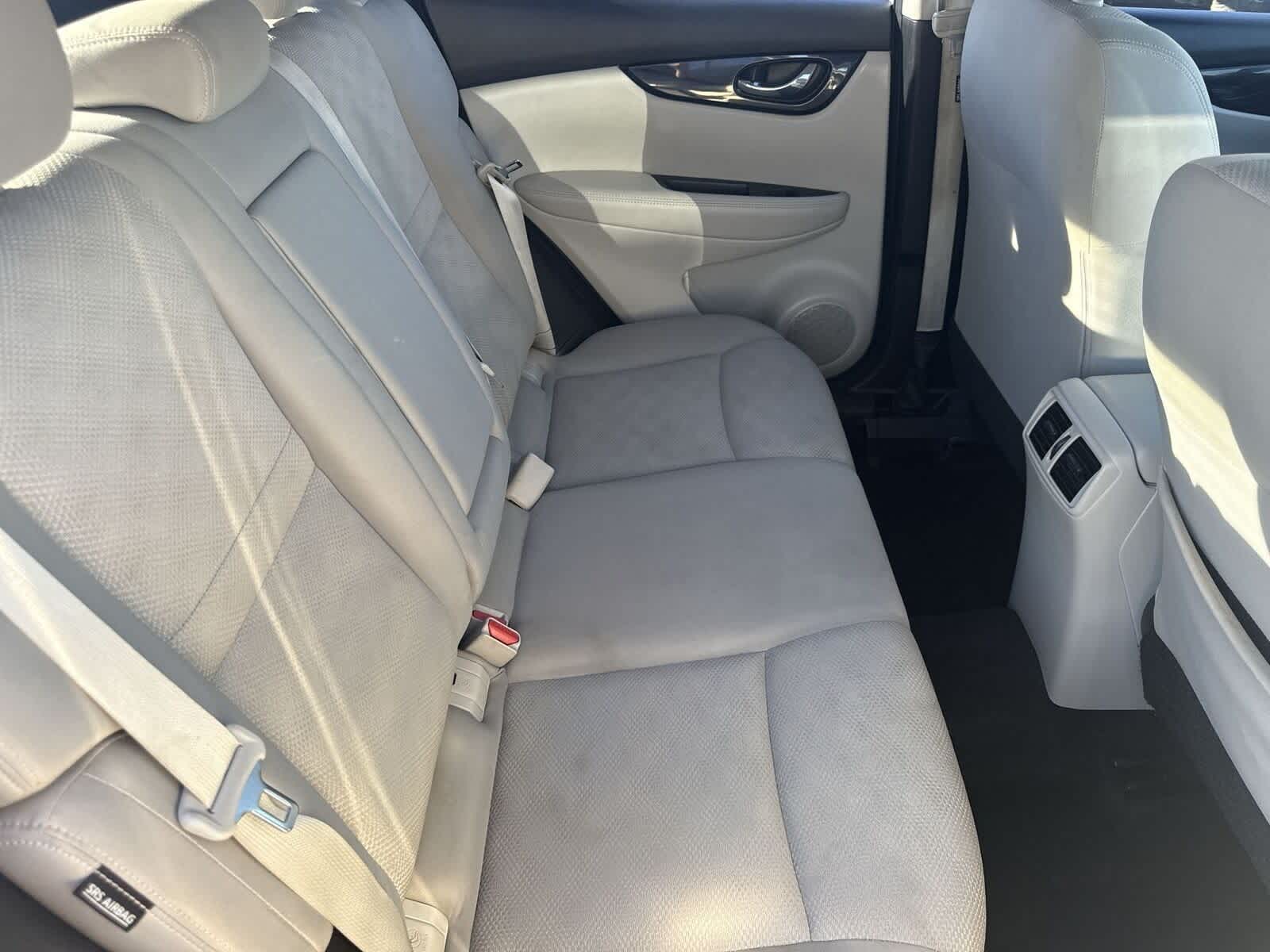 Thumbnail: 2020 Nissan Rogue Sport - 13