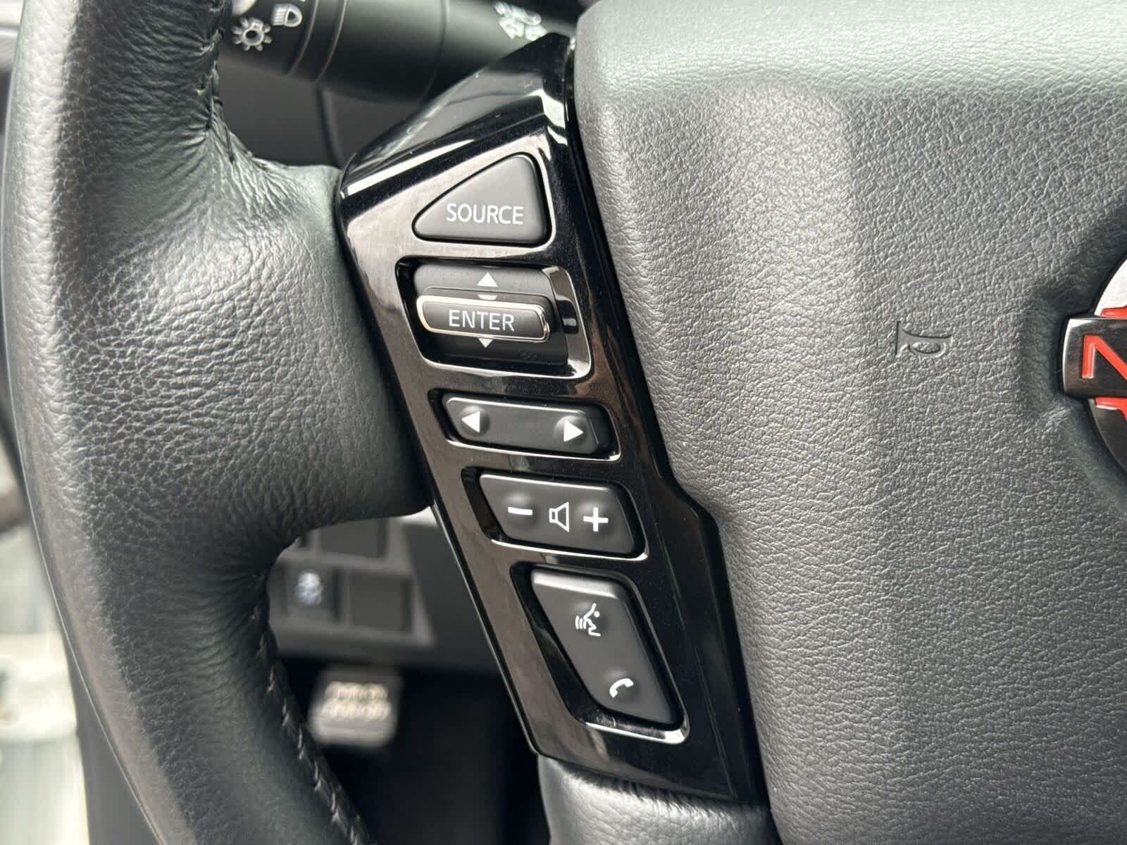 Thumbnail: 2022 Nissan Frontier - 28