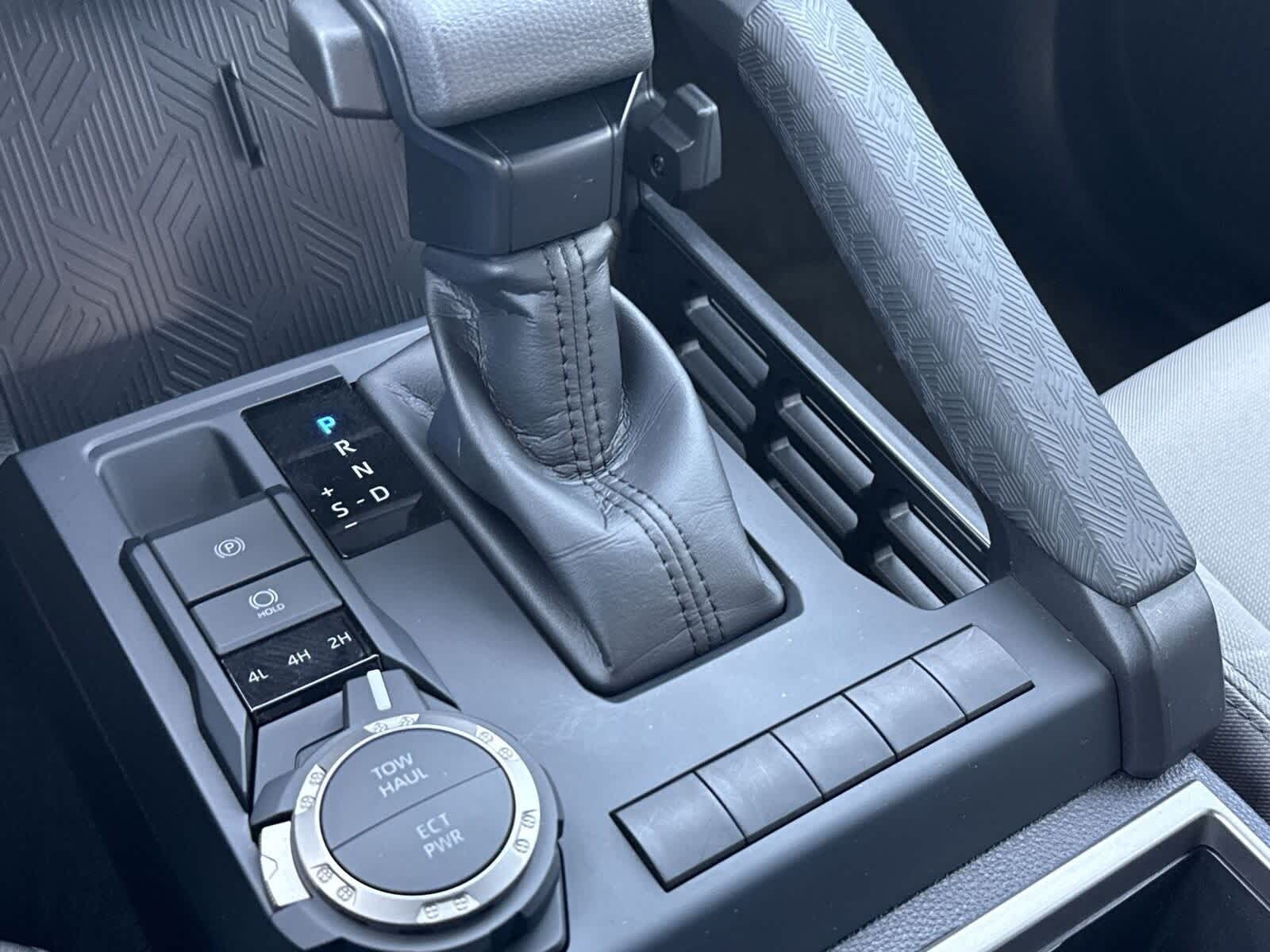 Thumbnail: 2025 Toyota Tacoma - 25