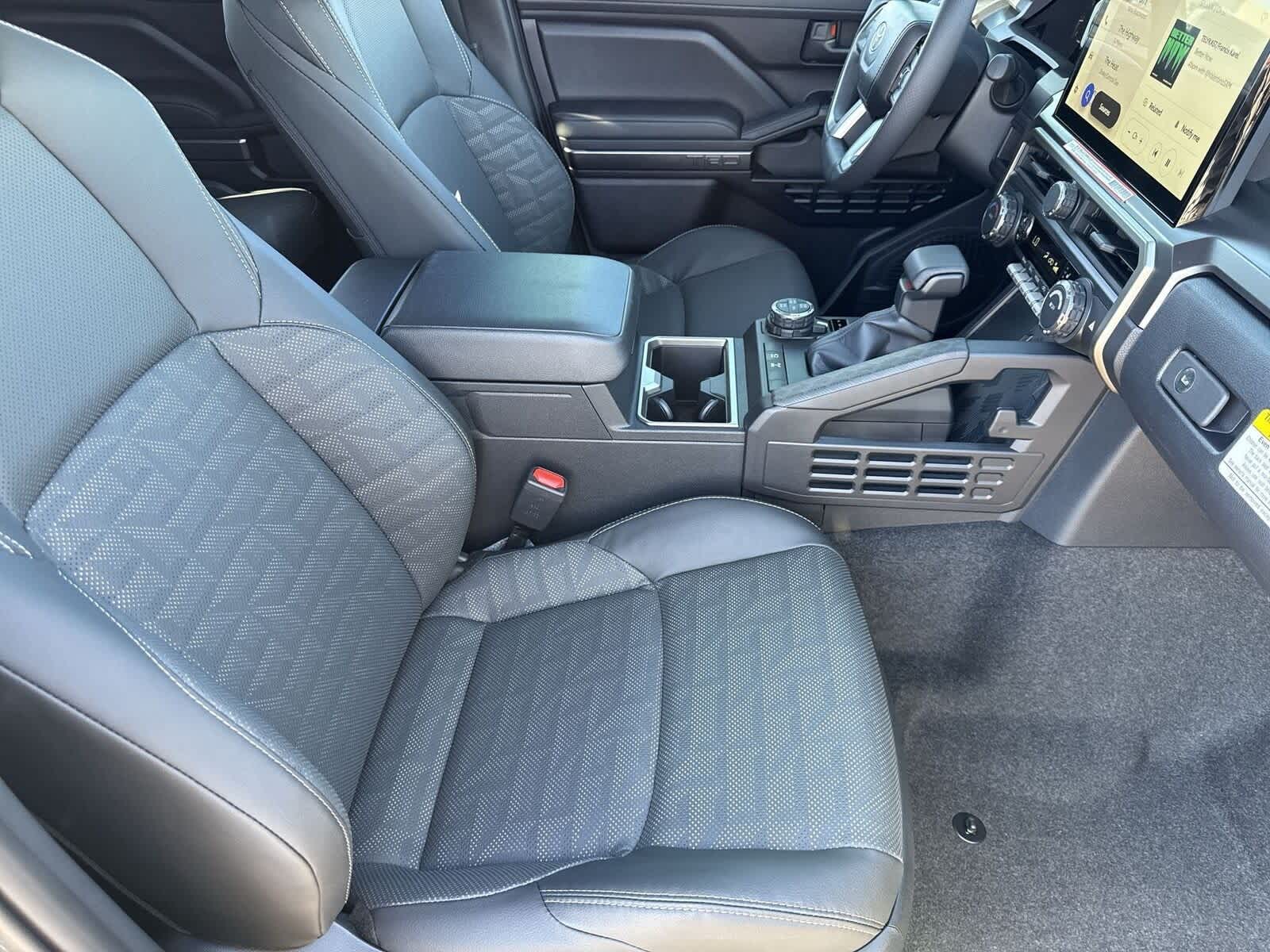 Thumbnail: 2025 Toyota 4Runner - 12