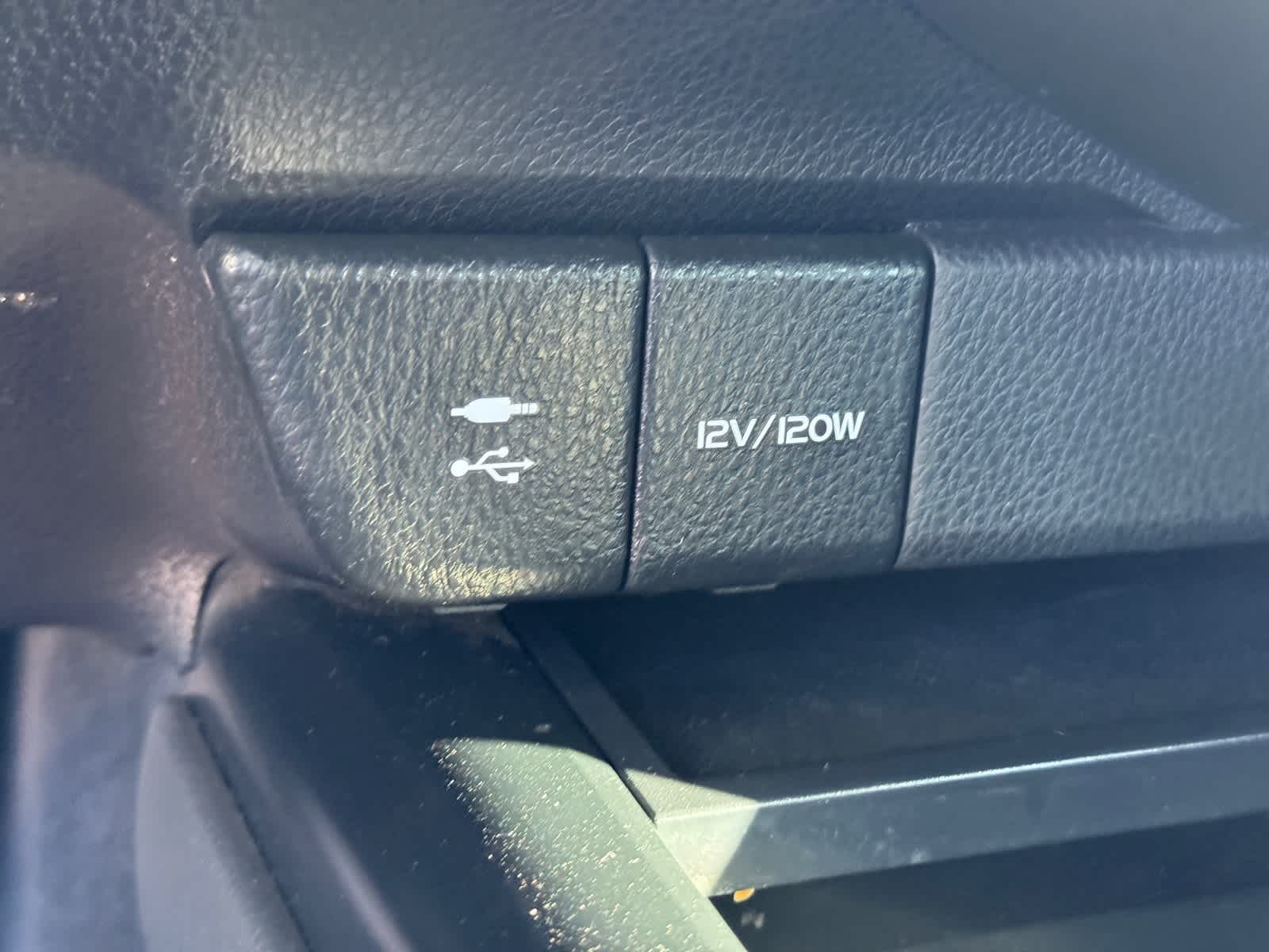 Thumbnail: 2019 Toyota Camry - 22