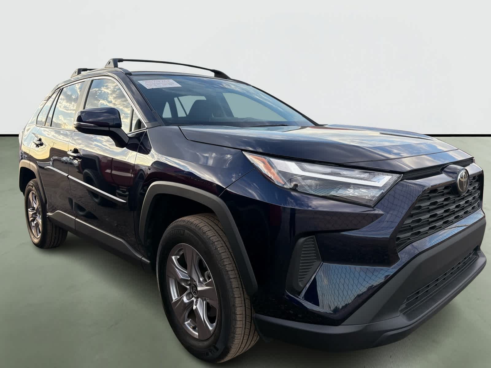 Thumbnail: 2022 Toyota RAV4 - 5