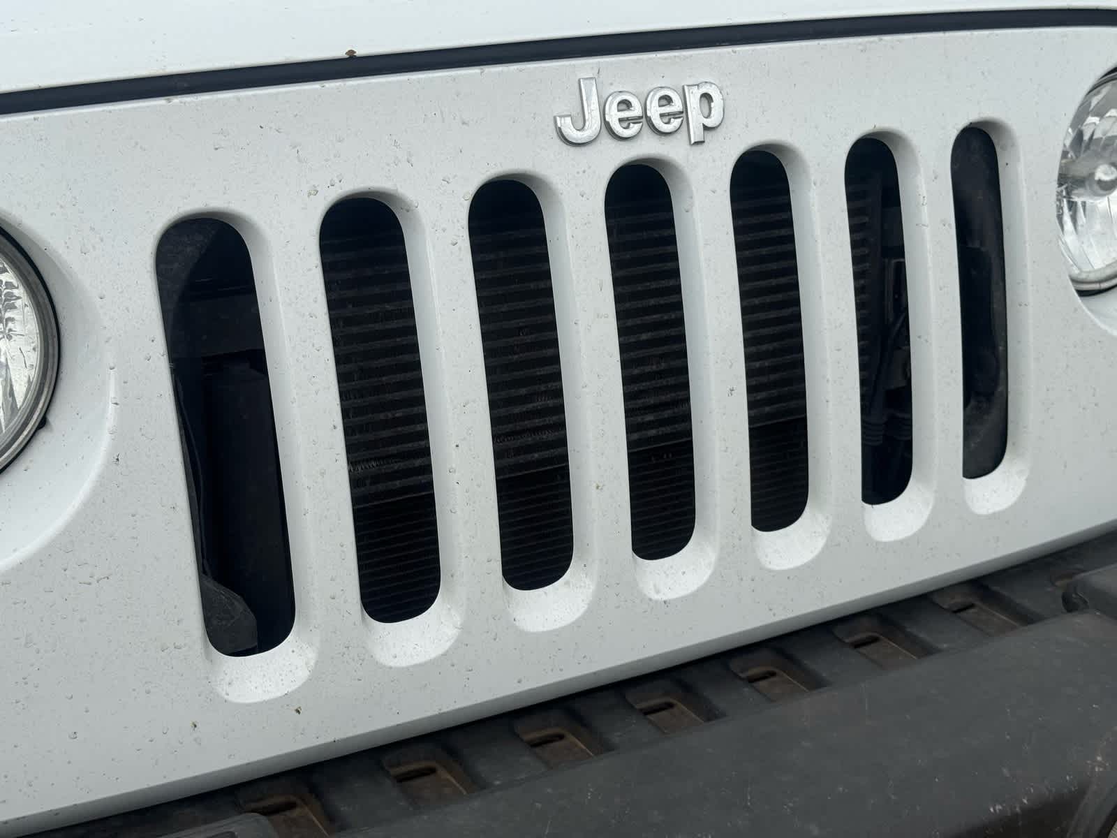 Thumbnail: 2018 Jeep Wrangler - 21