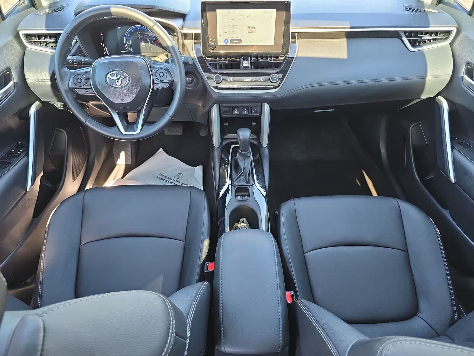 Thumbnail: 2025 Toyota Corolla Cross - 15