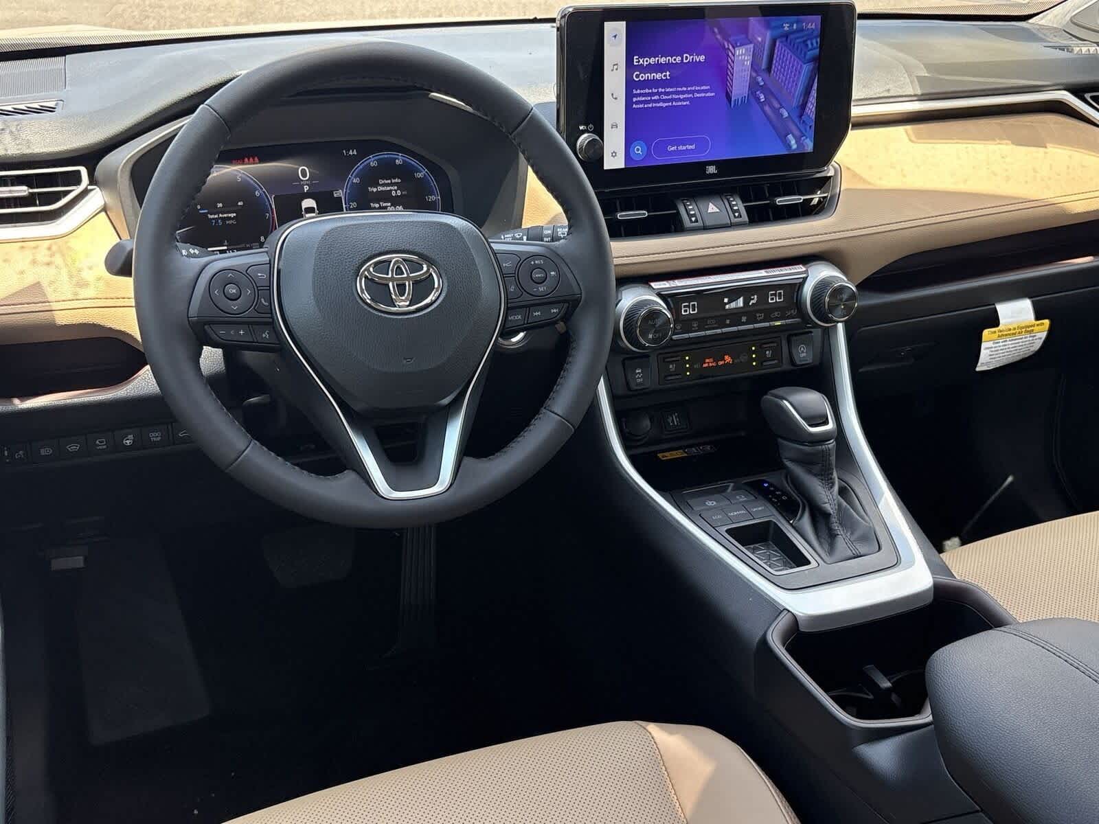 Thumbnail: 2025 Toyota RAV4 - 15